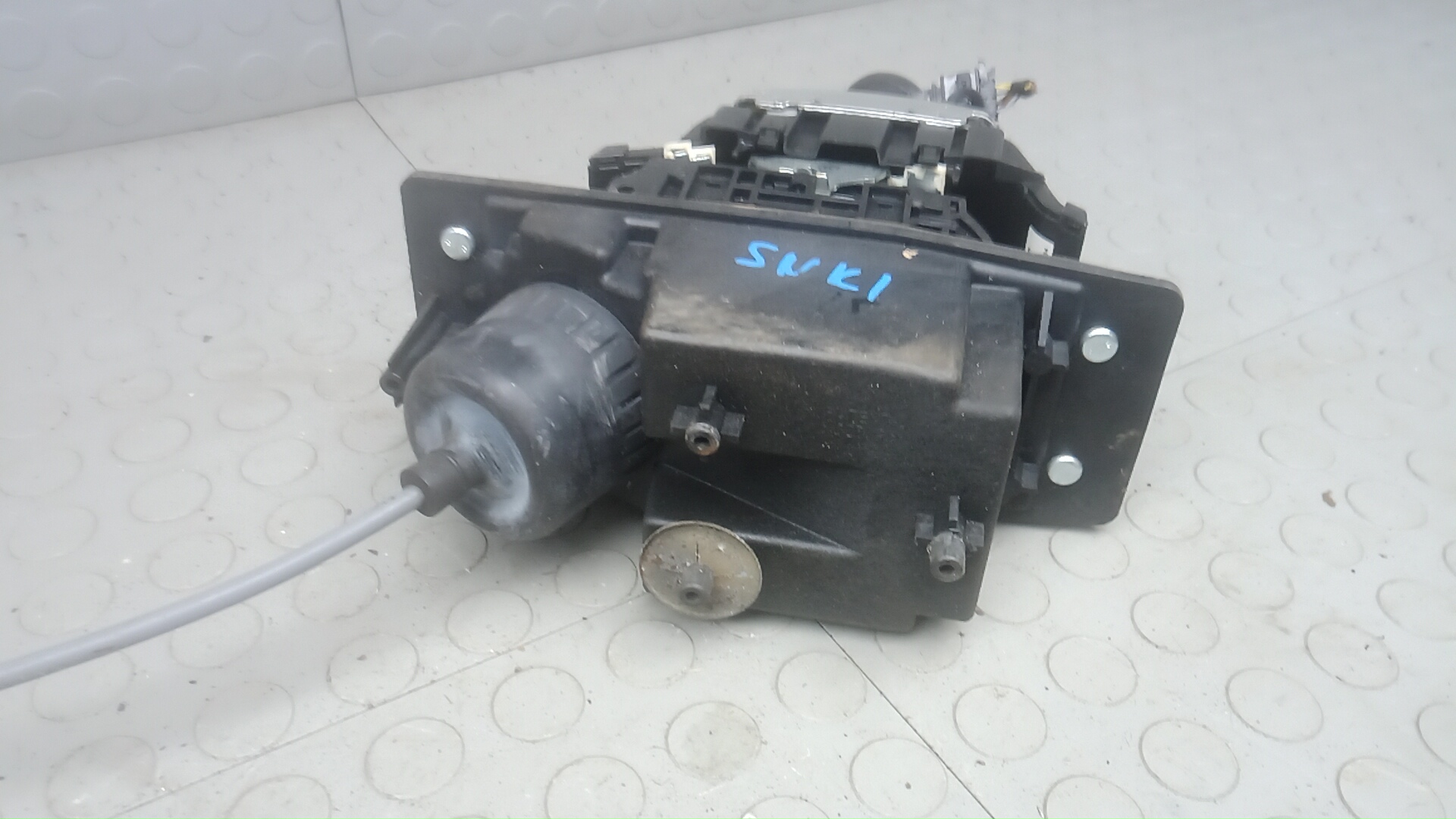 Кулиса МКПП / АКПП