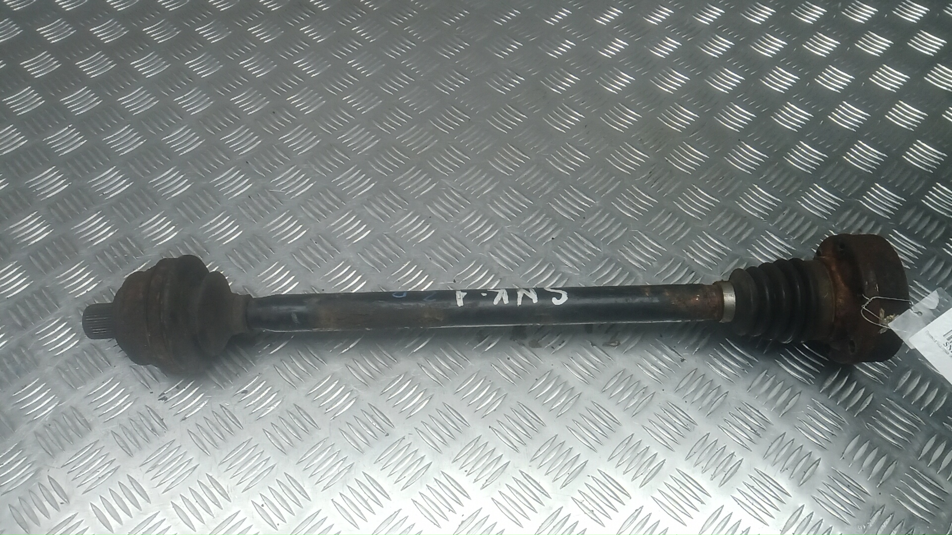 Полуось задняя правая