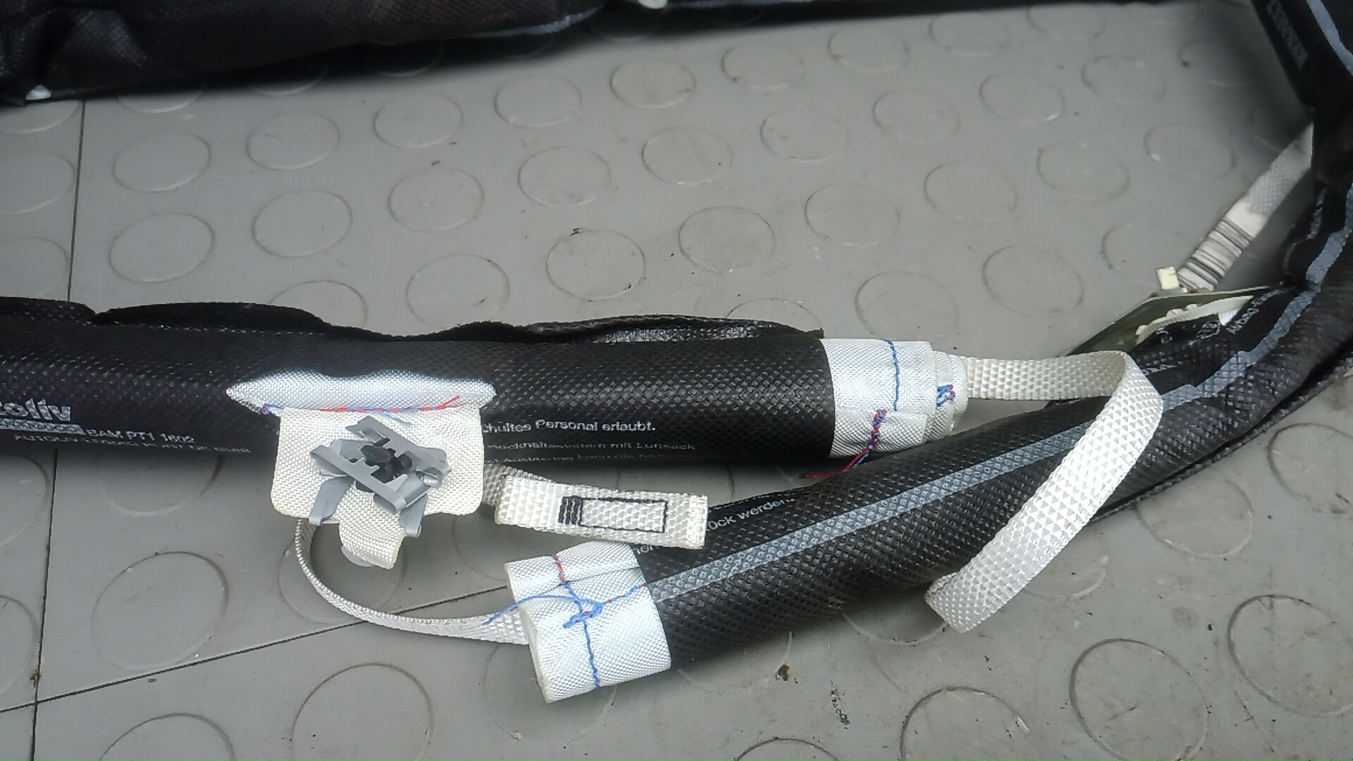 Подушка безопасности боковая (шторка)