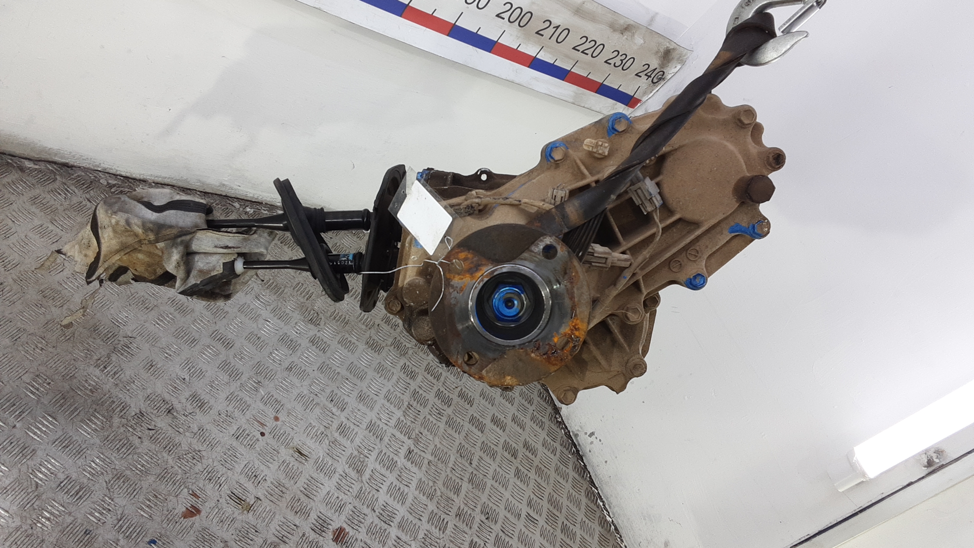 Коробка раздаточная