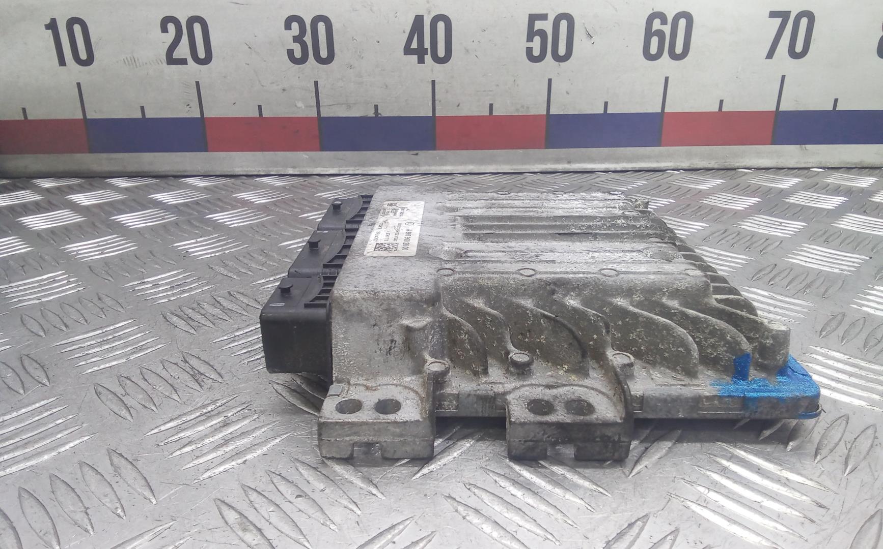 Блок управления двигателем