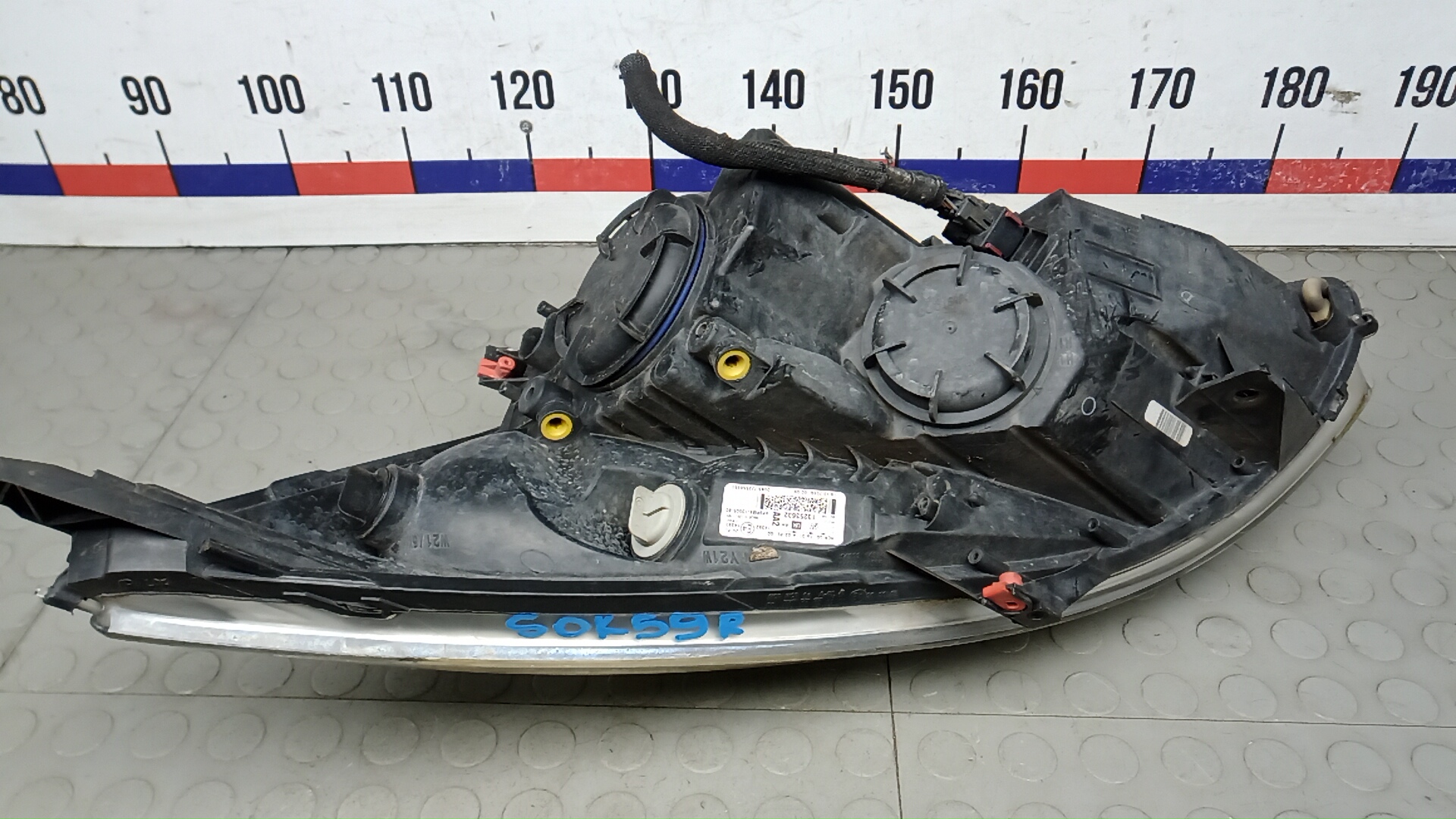 Фара правая