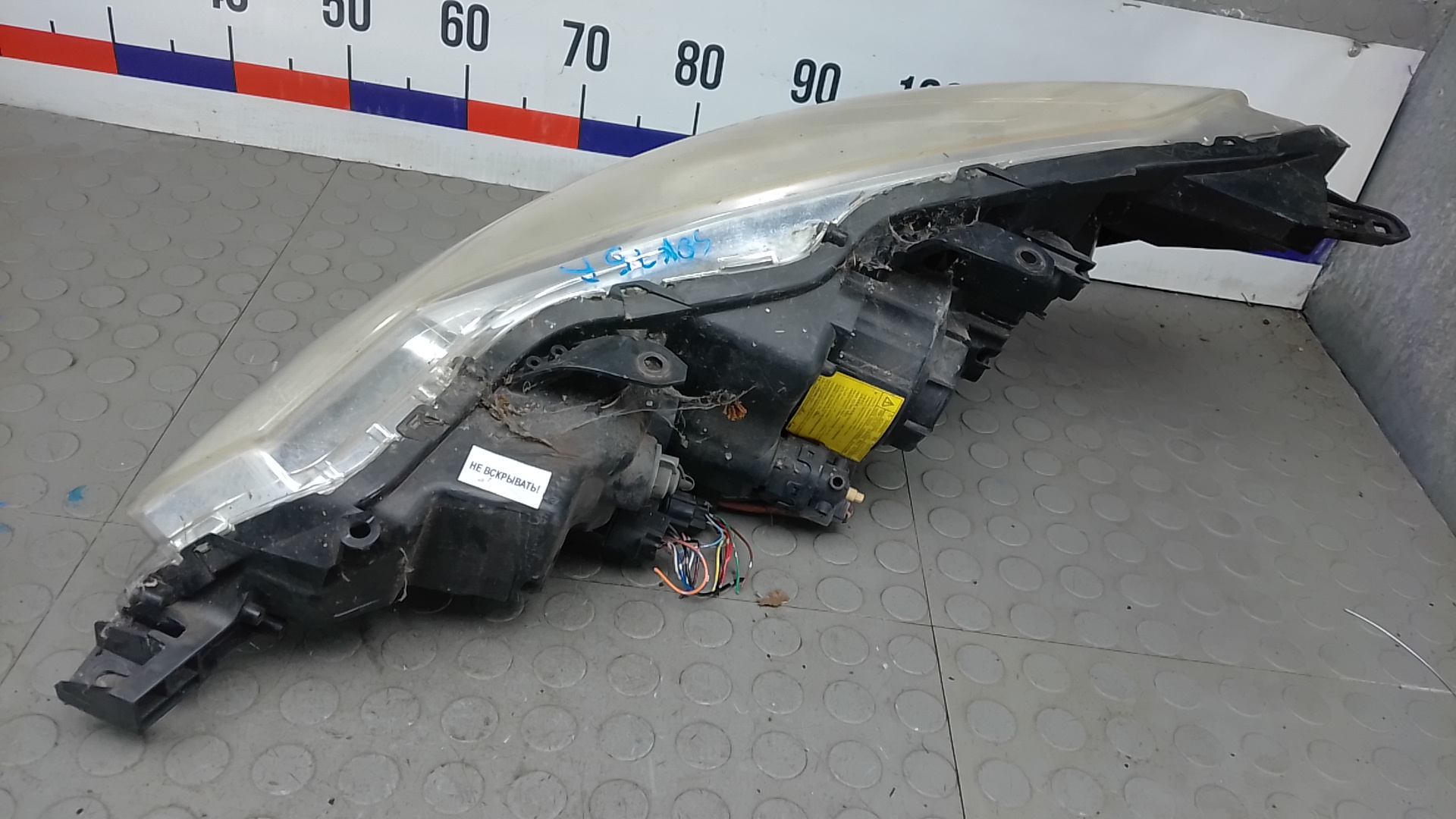 Фара правая