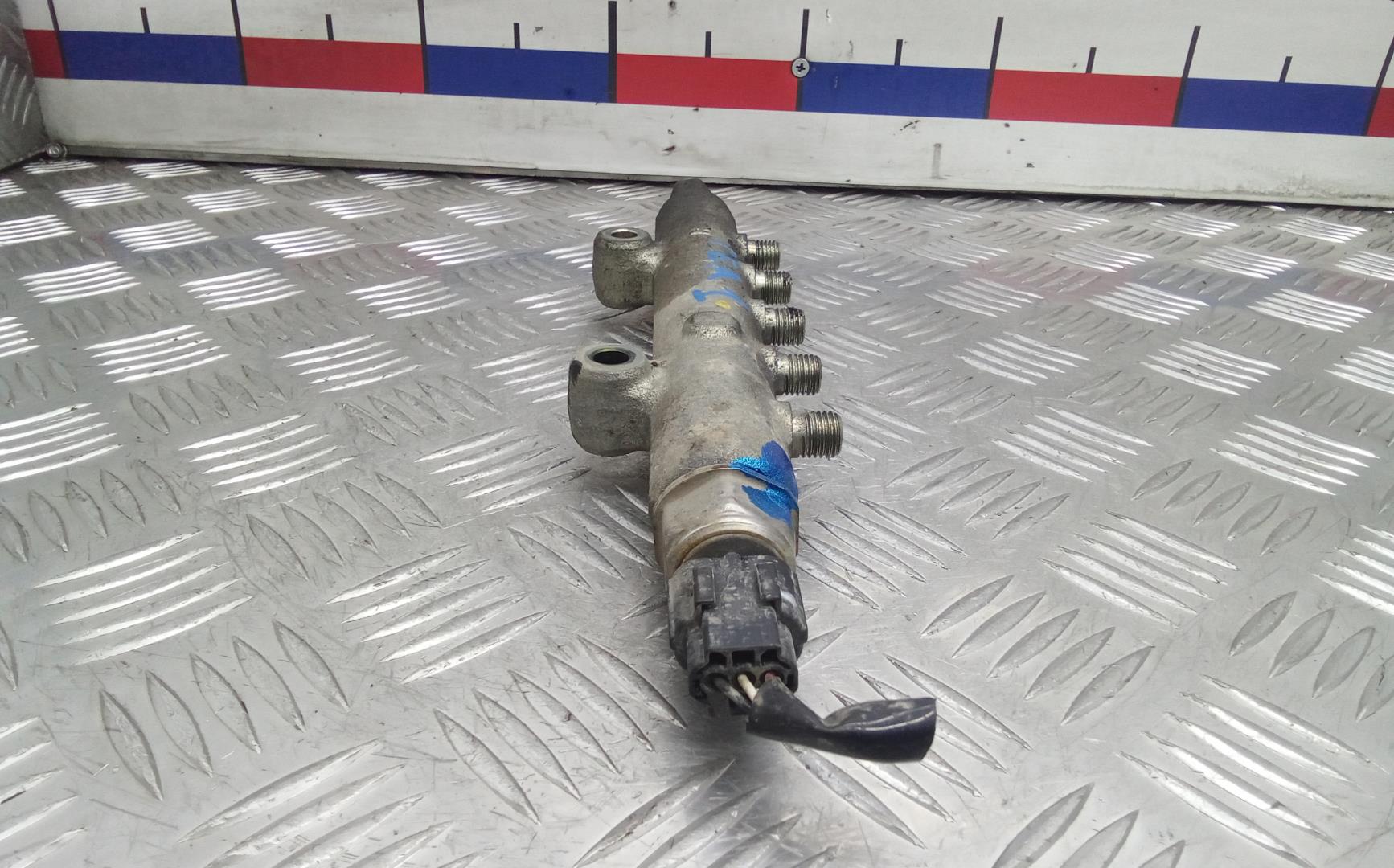 Рейка топливная (рампа)