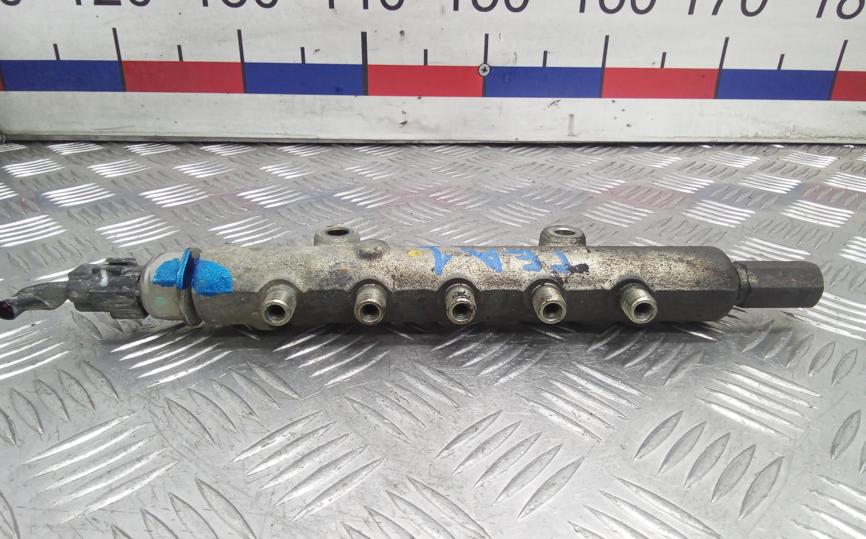 Рейка топливная (рампа)