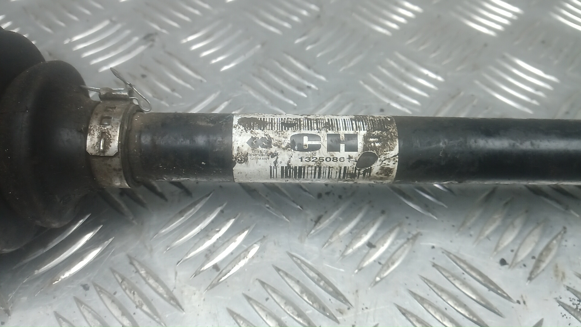 Полуось передняя правая