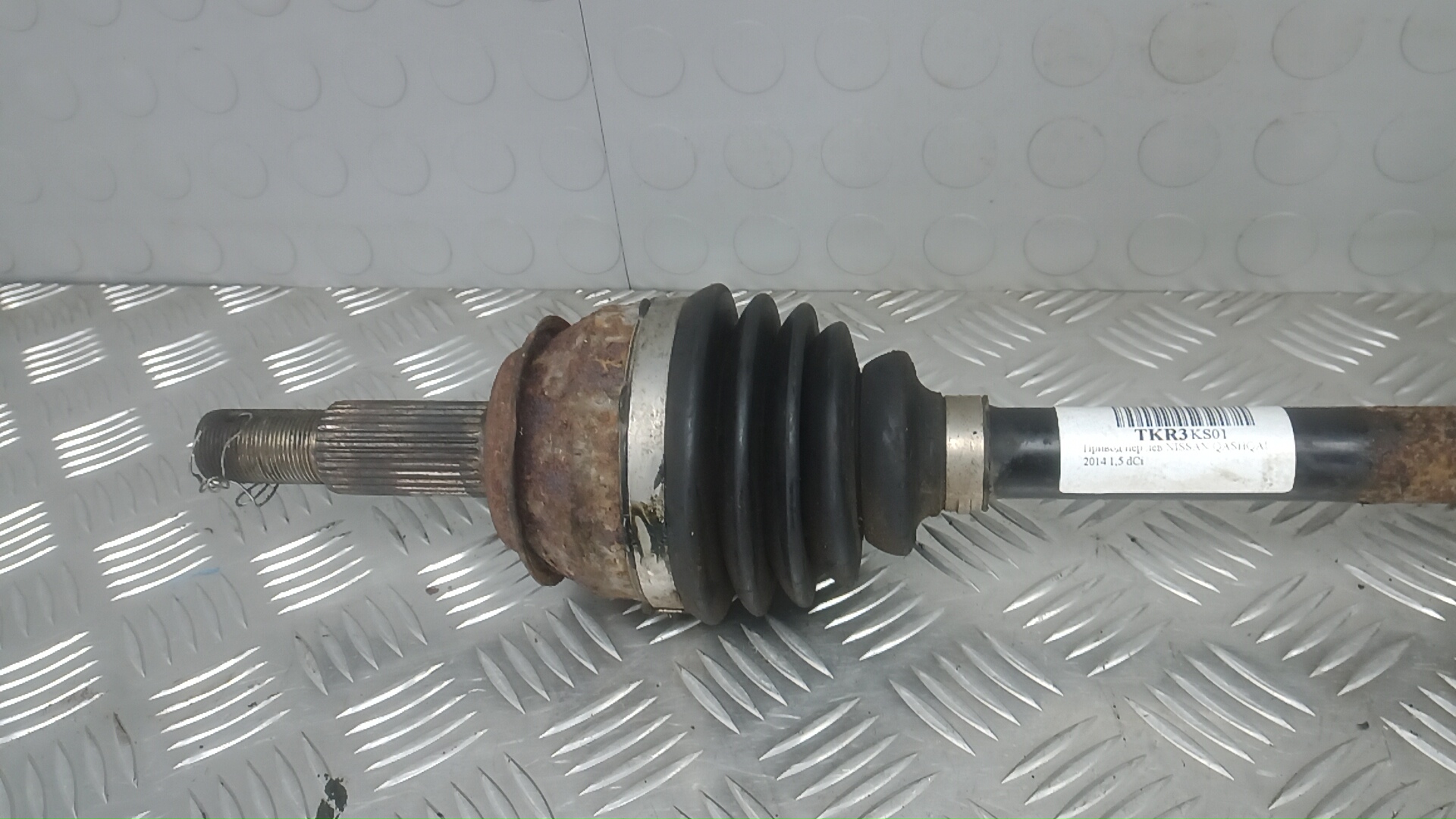 Полуось передняя левая