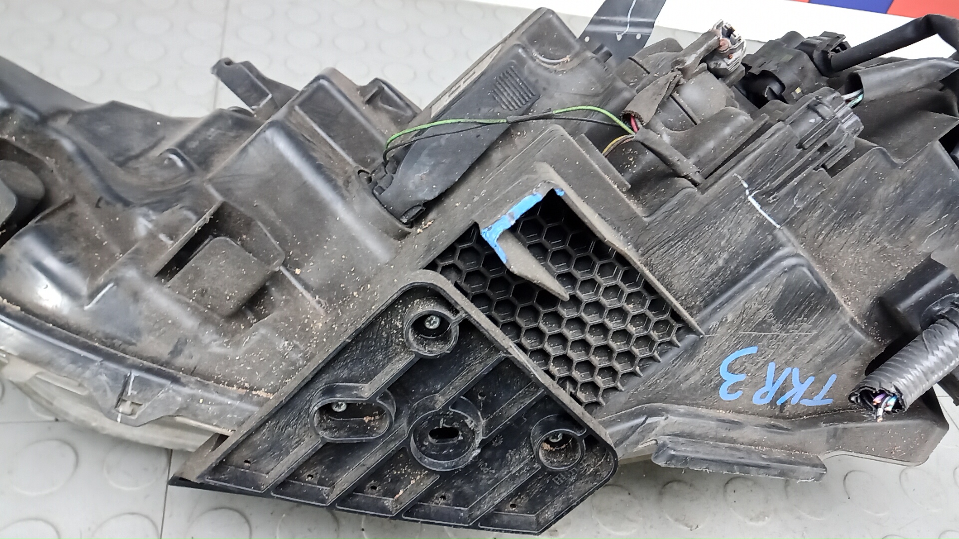 Фара правая