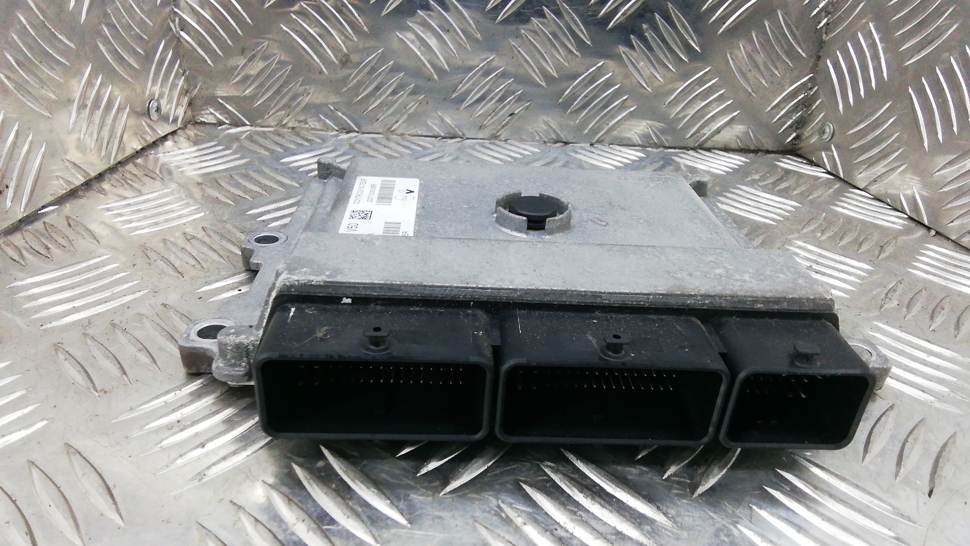 Блок управления двигателем