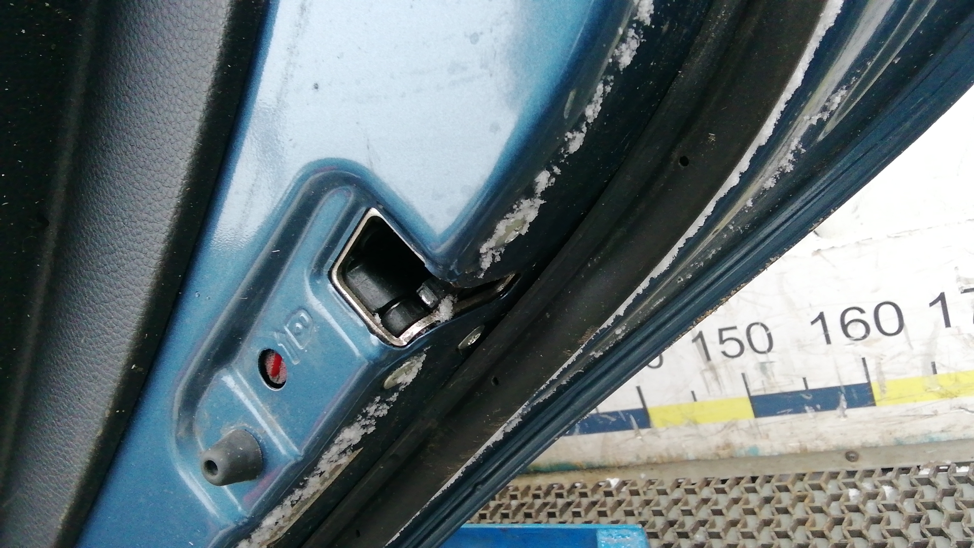 Дверь задняя правая