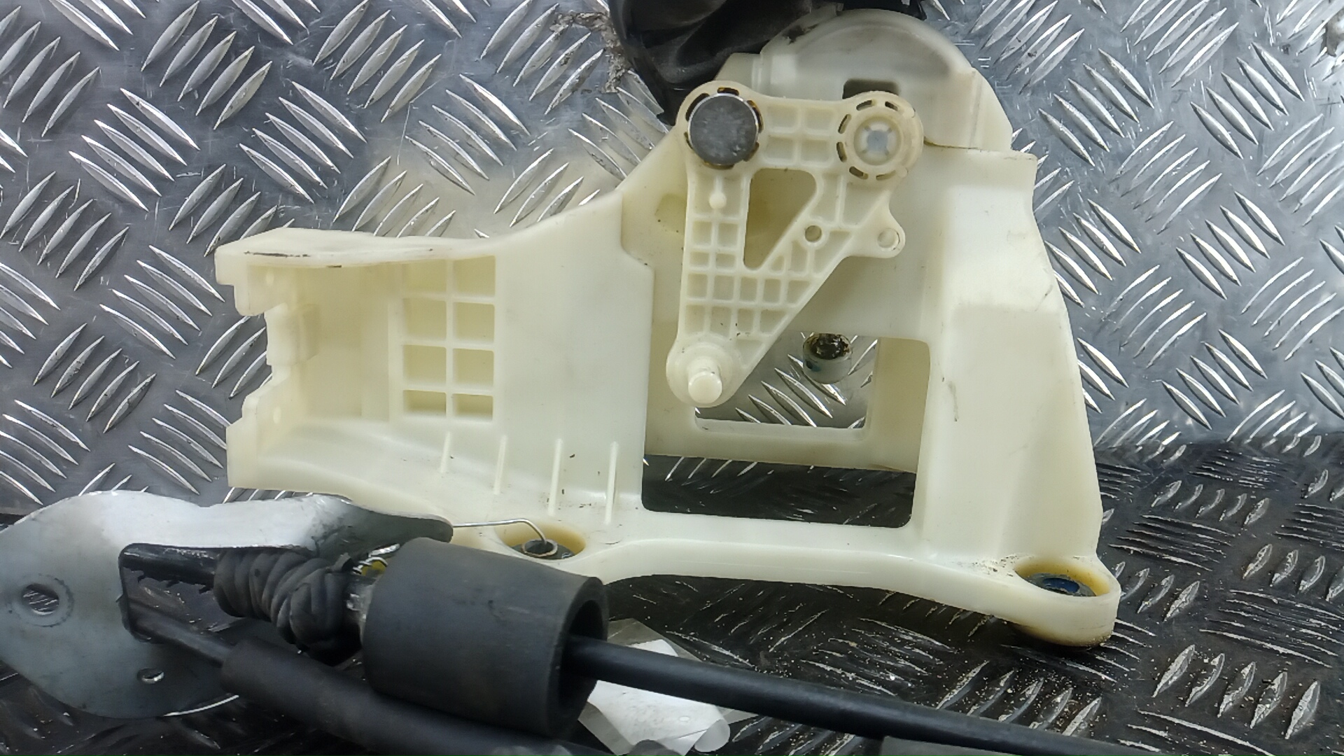 Кулиса МКПП / АКПП