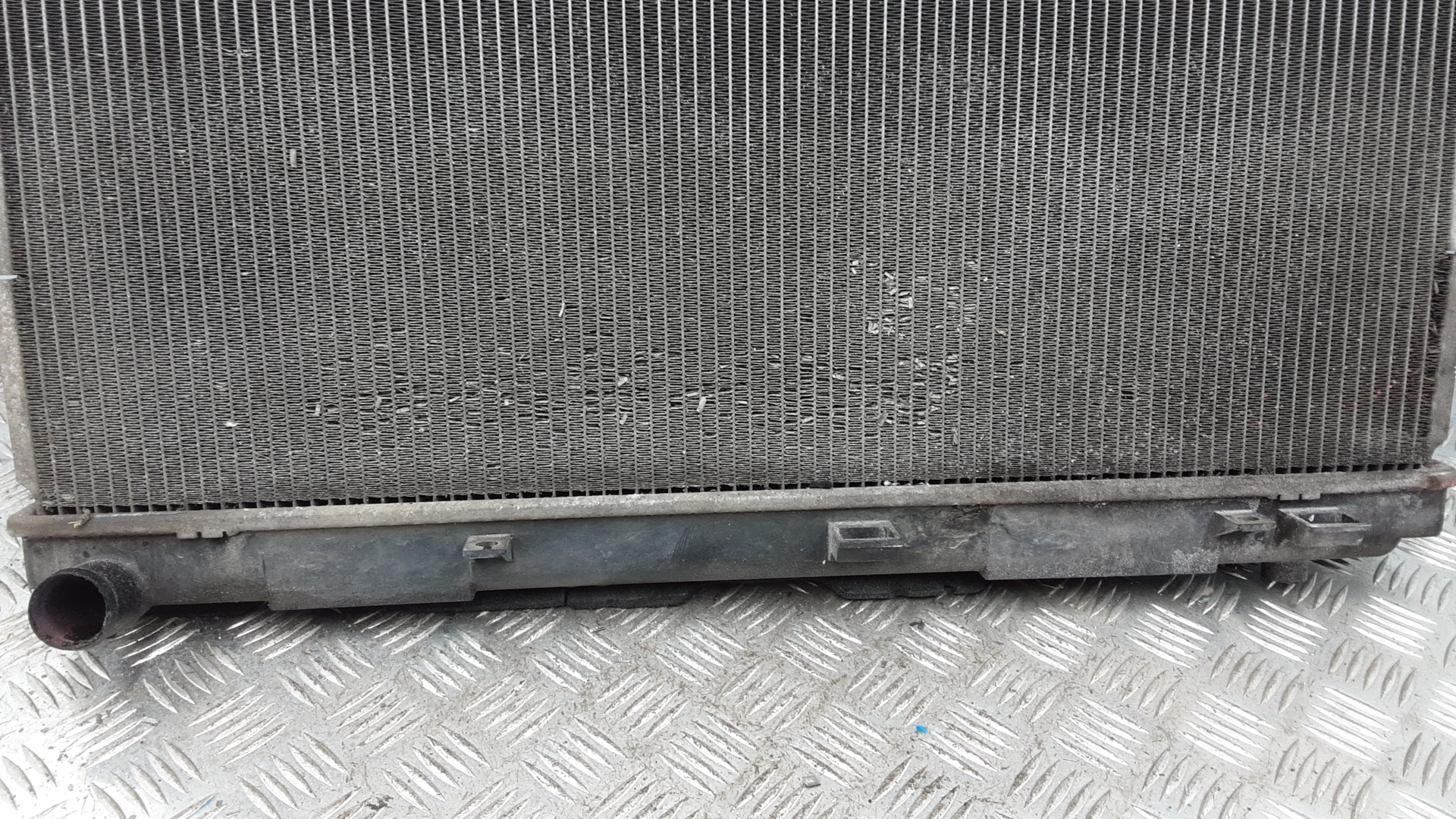 Радиатор охлаждения двигателя основной