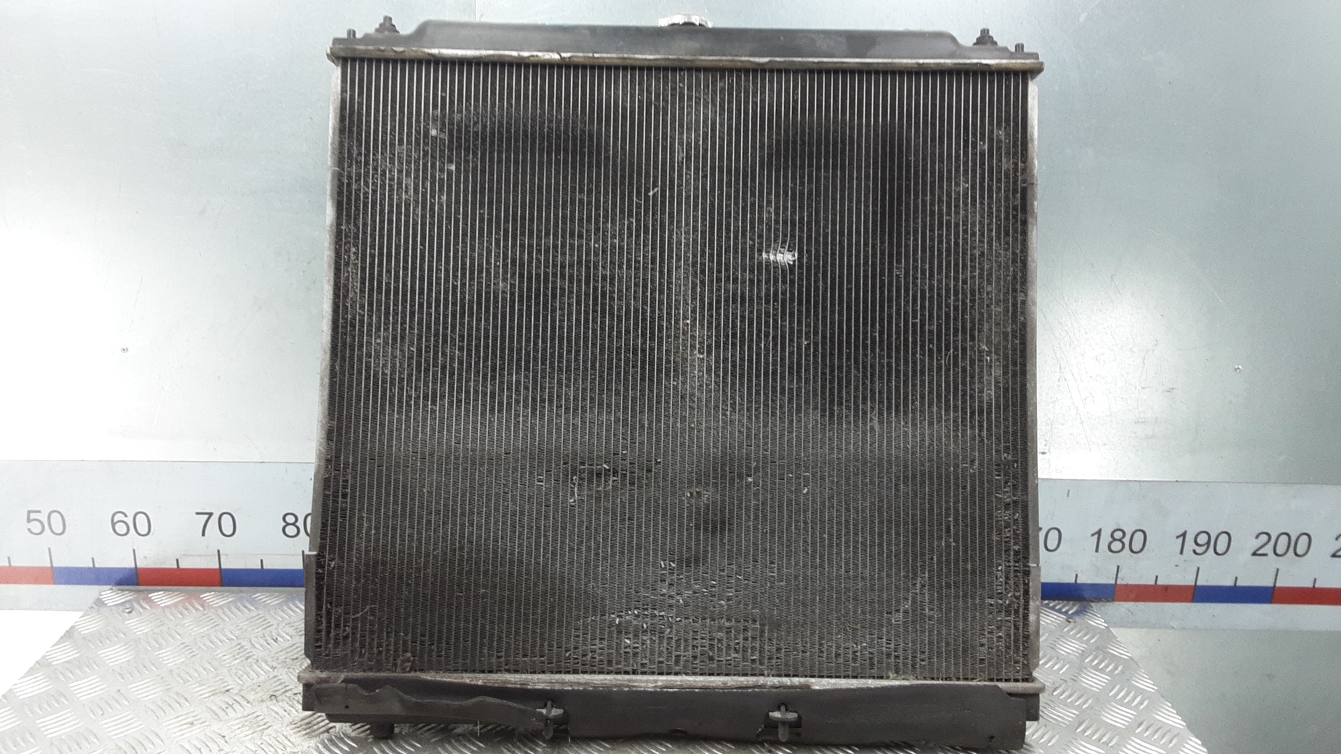 Радиатор охлаждения двигателя основной