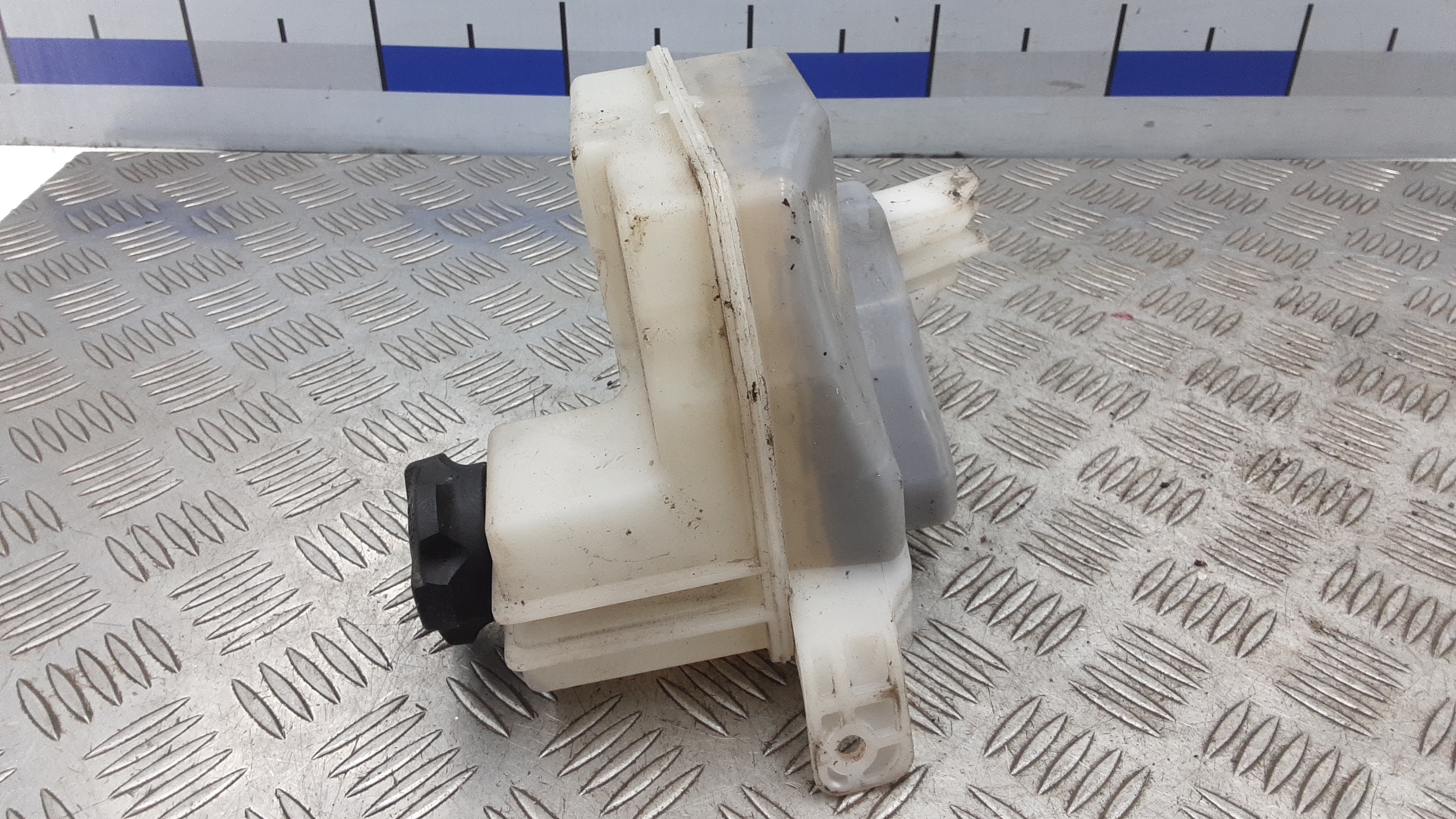 Бачок расширительный