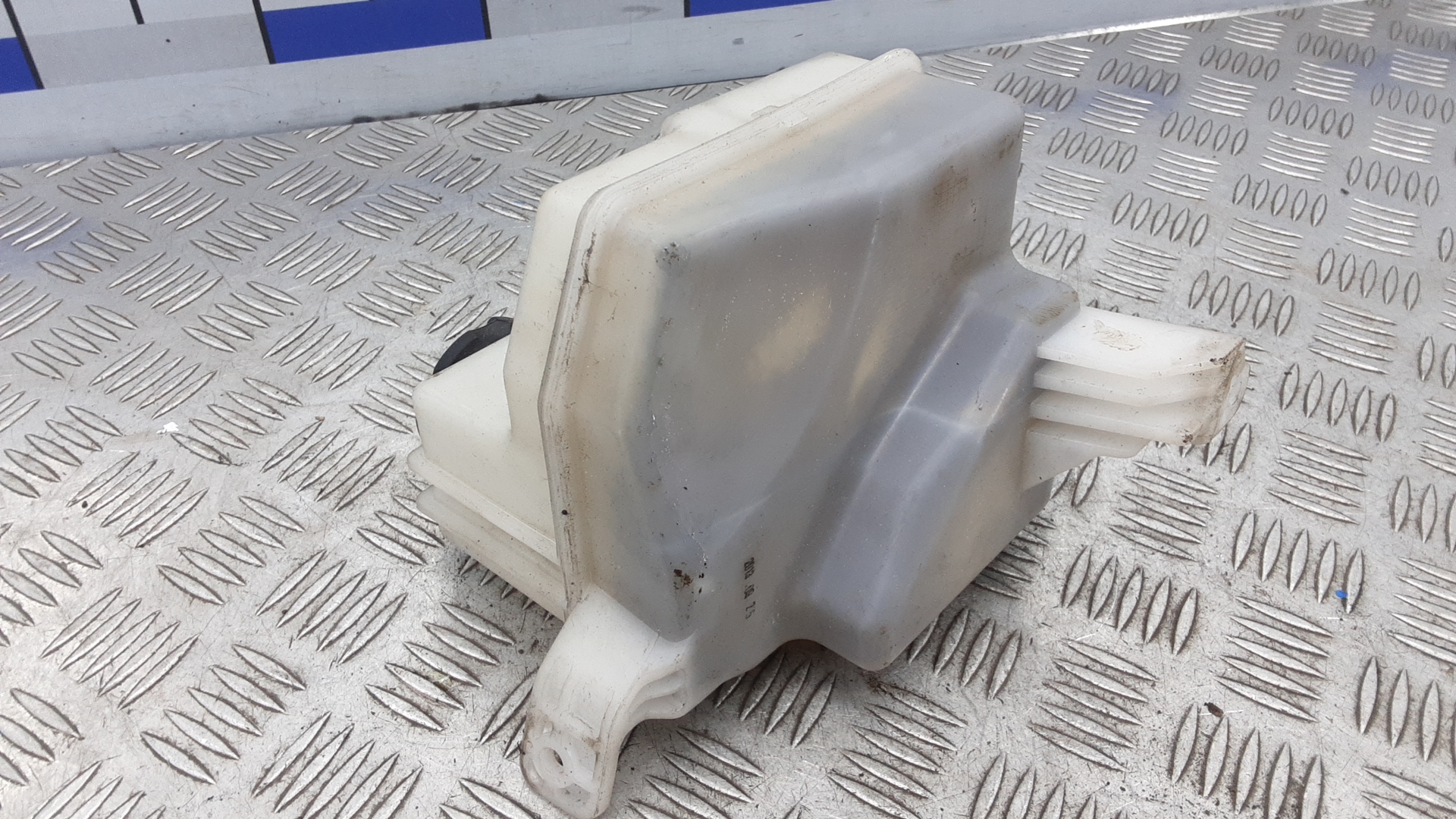 Бачок расширительный