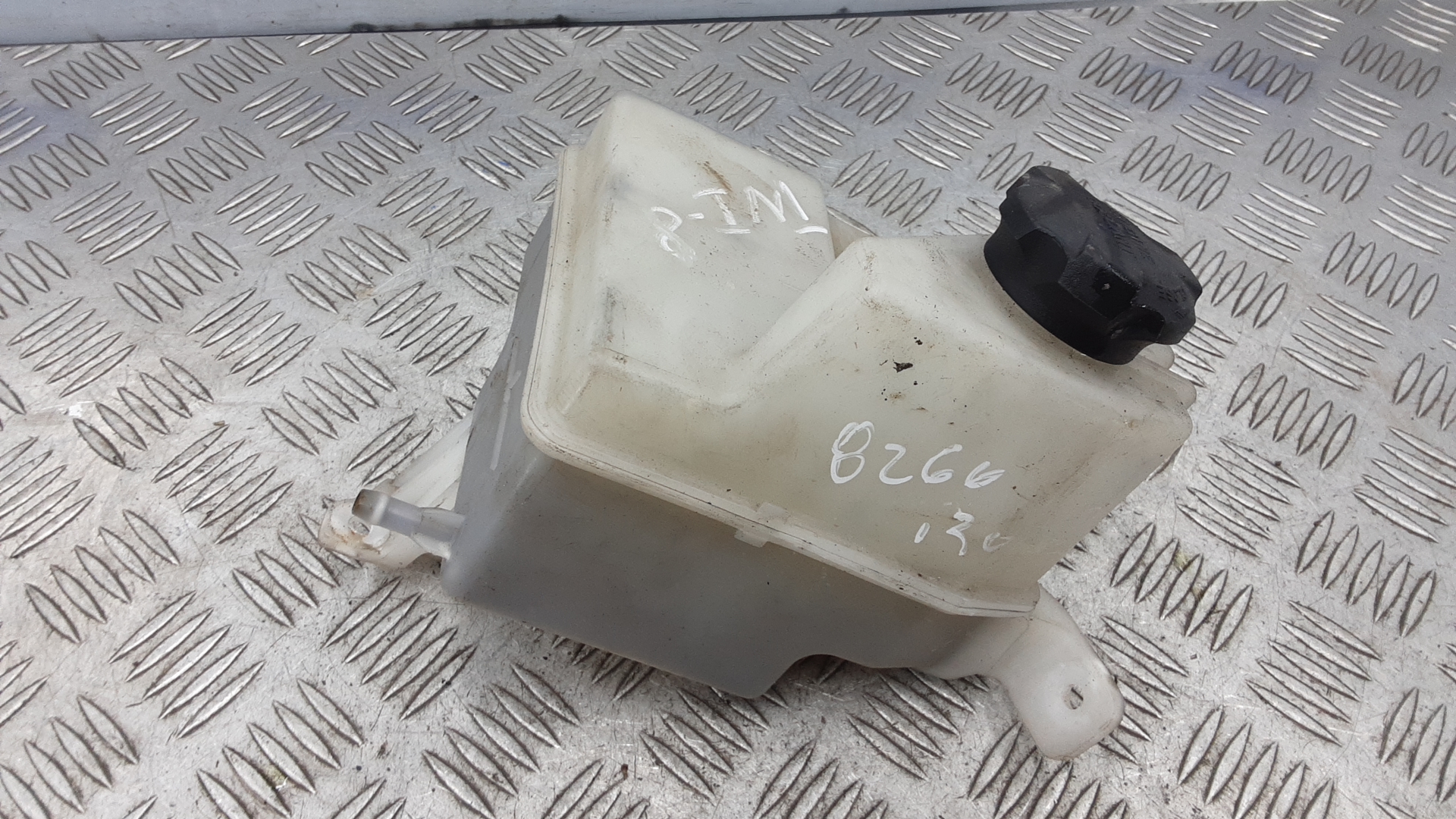 Бачок расширительный