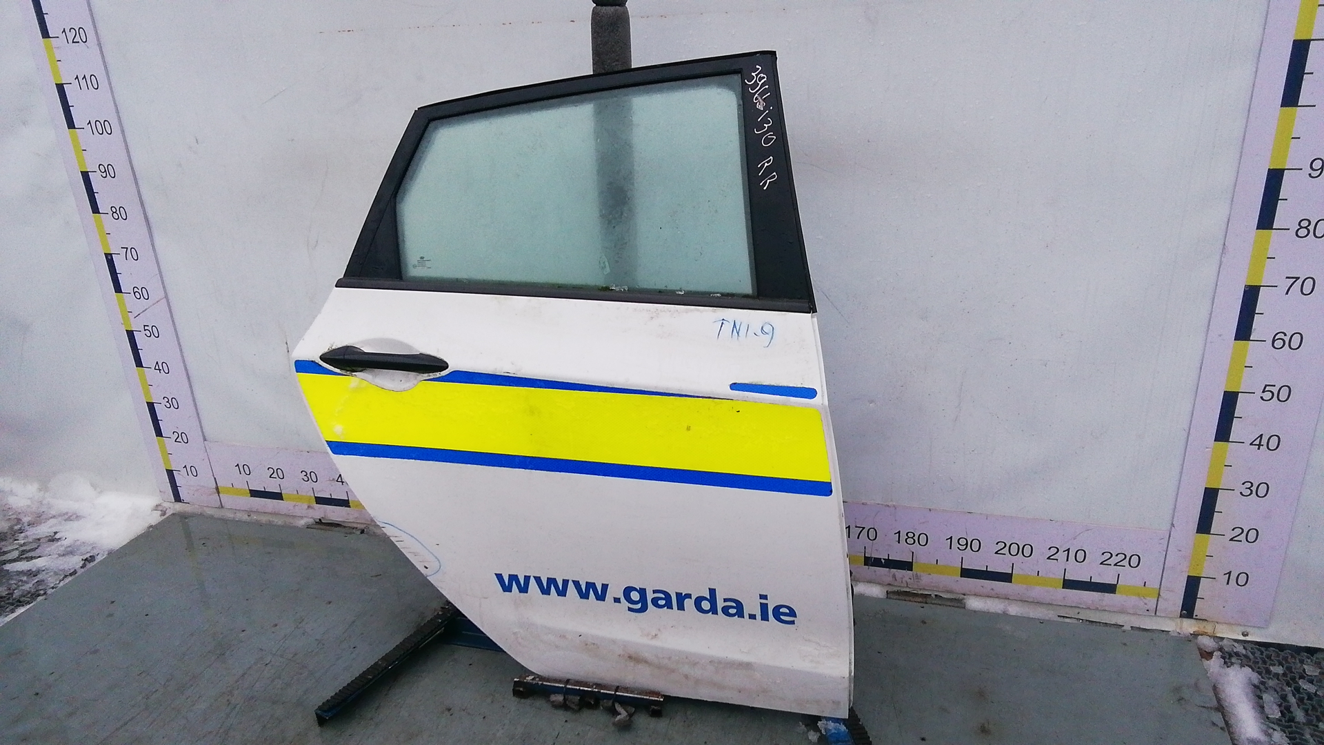 Дверь задняя правая