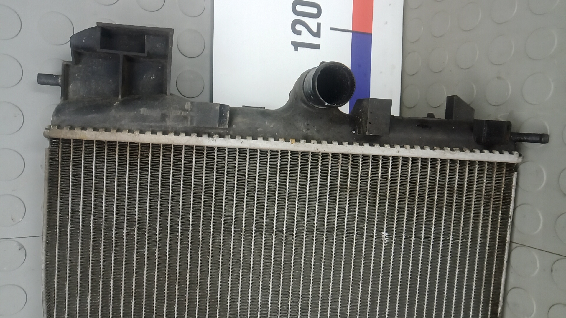 Радиатор охлаждения двигателя основной