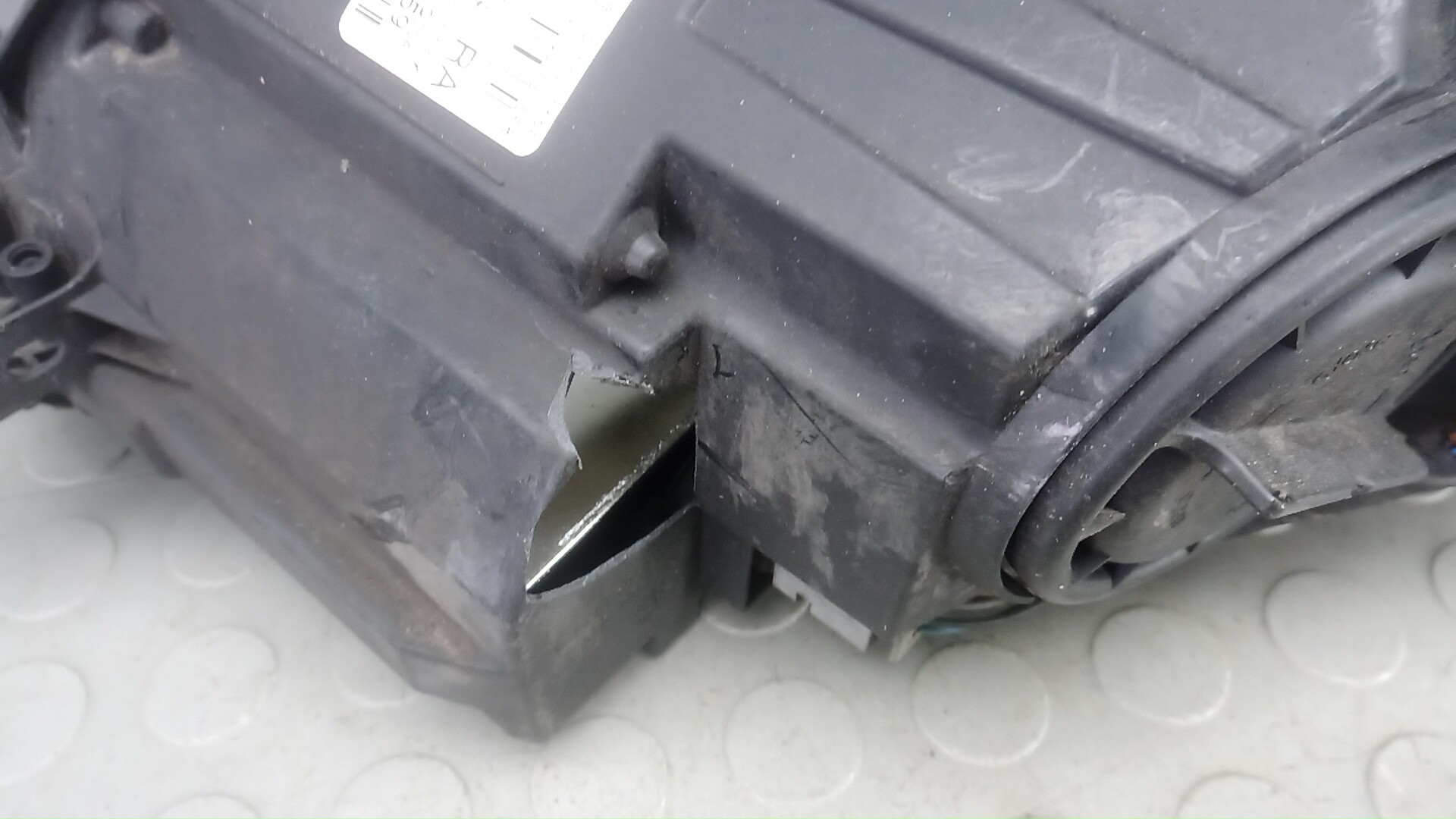 Фара правая