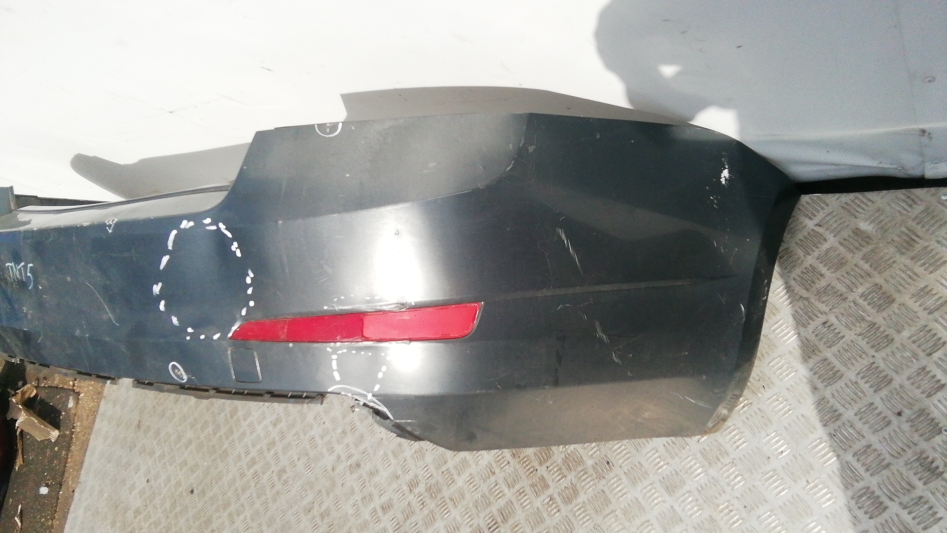 Бампер задний