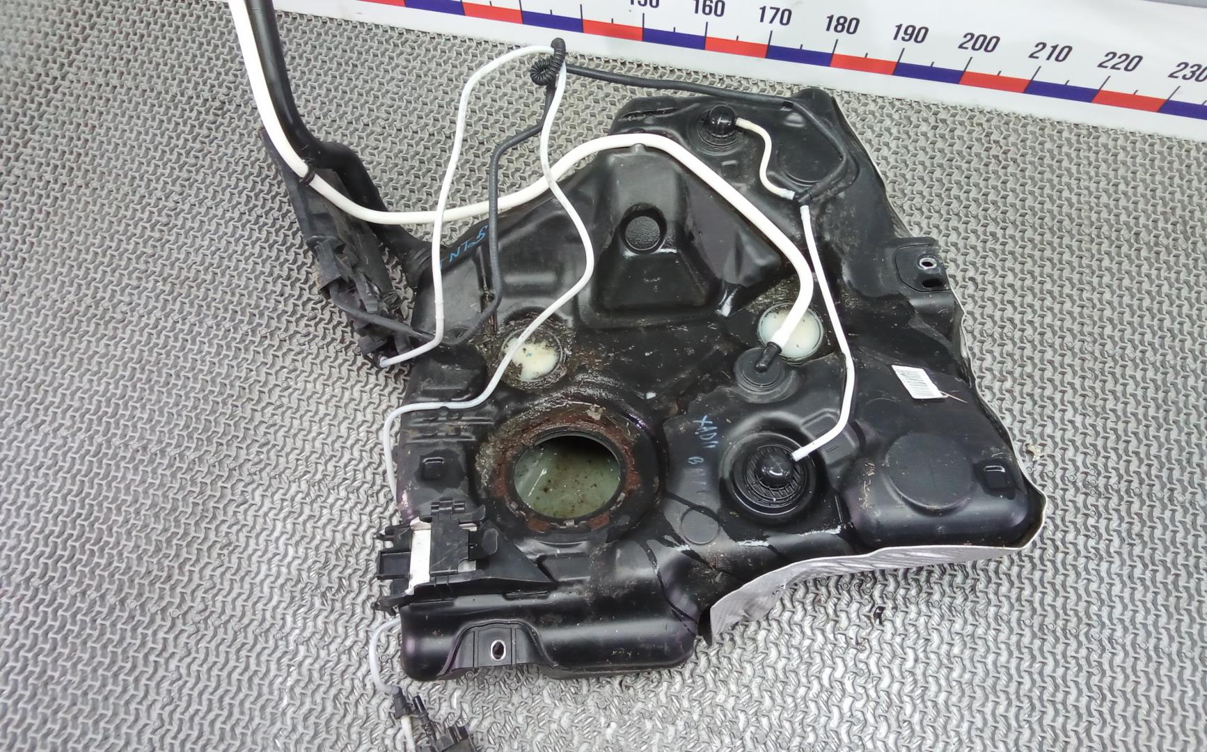 Бак топливный