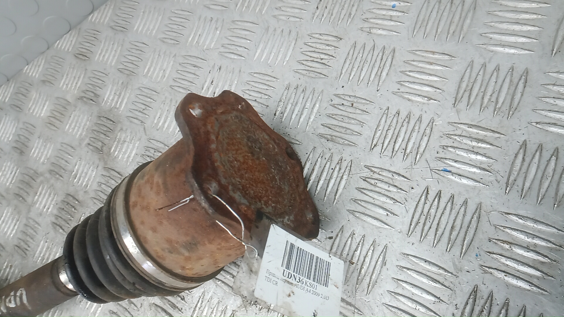 Полуось передняя левая