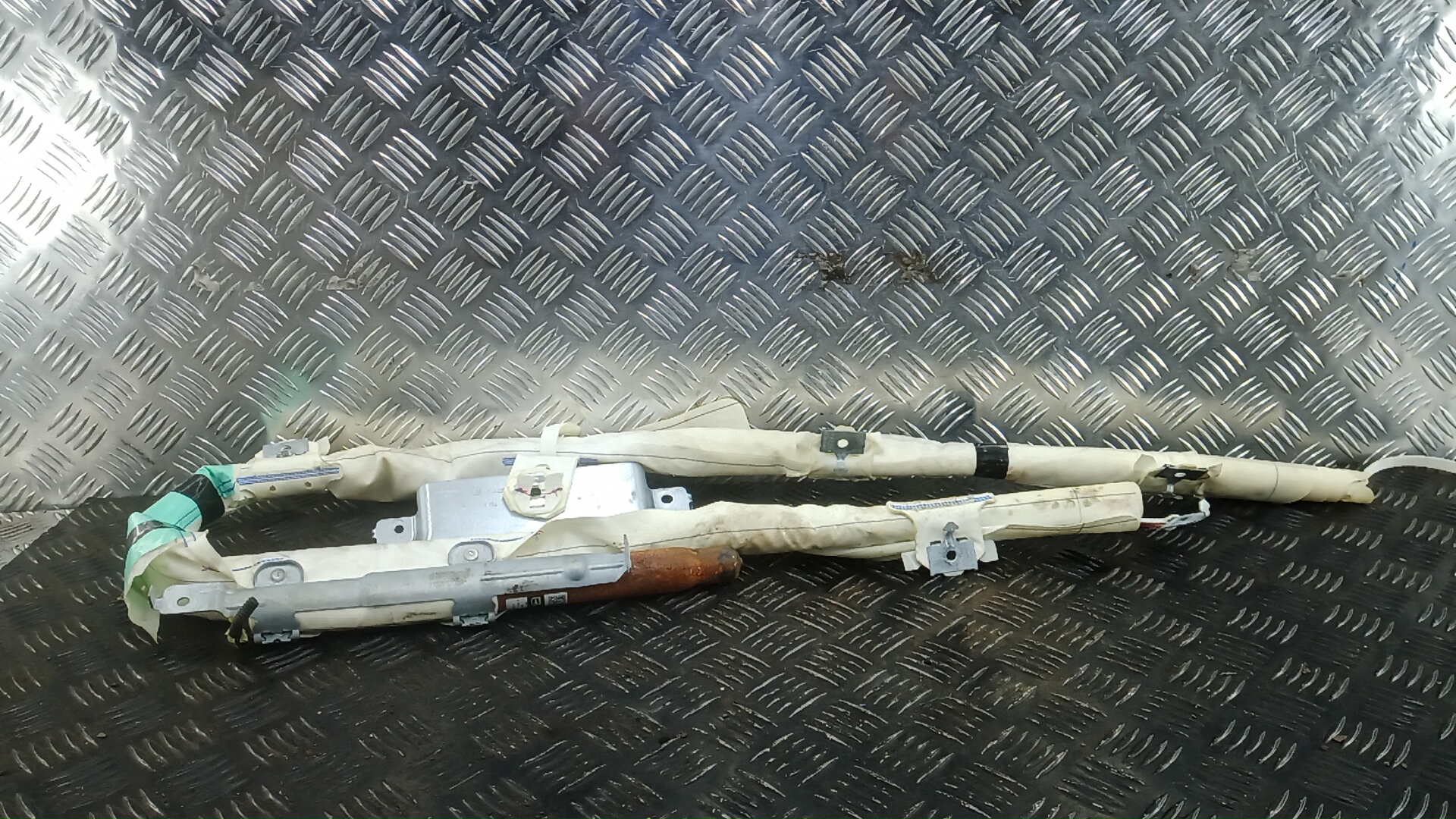 Подушка безопасности боковая (шторка)