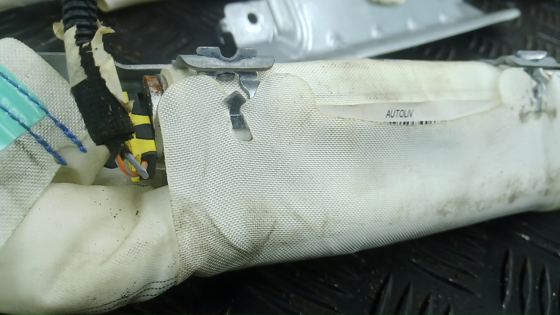 Подушка безопасности боковая (шторка)