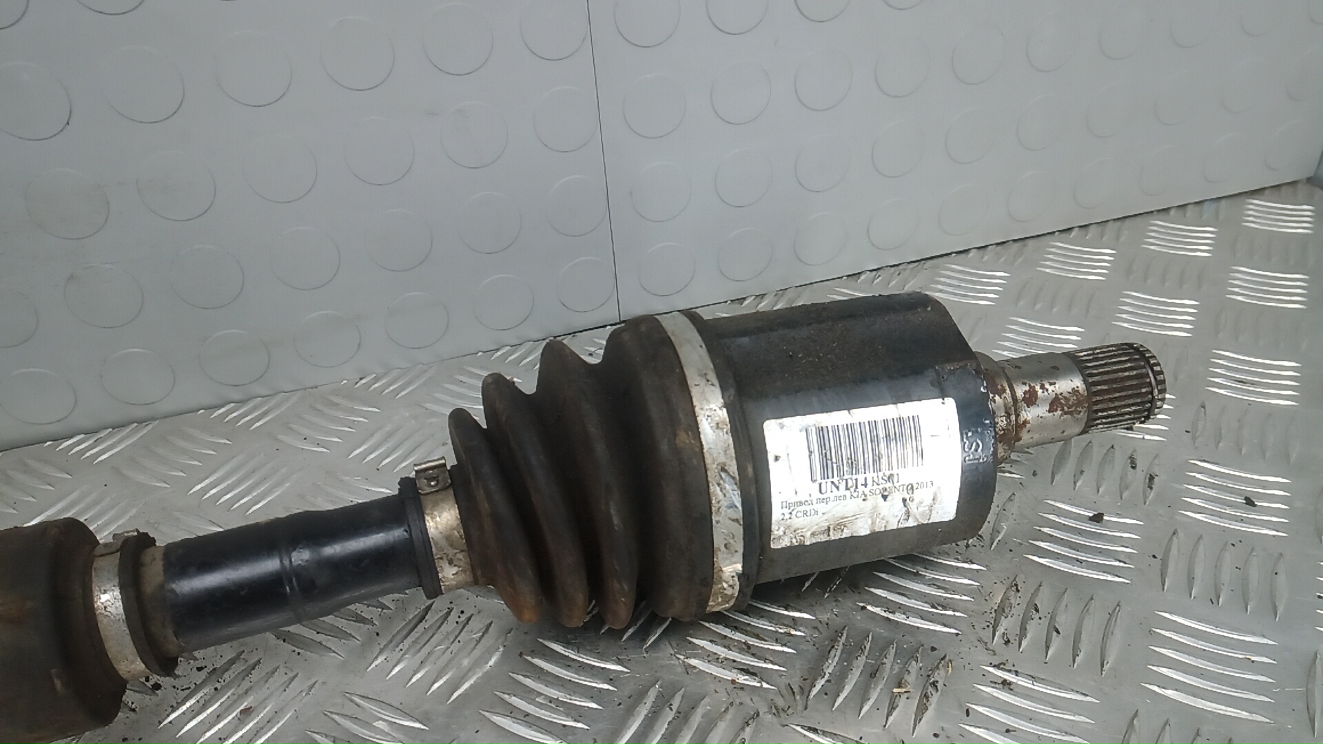 Полуось передняя левая