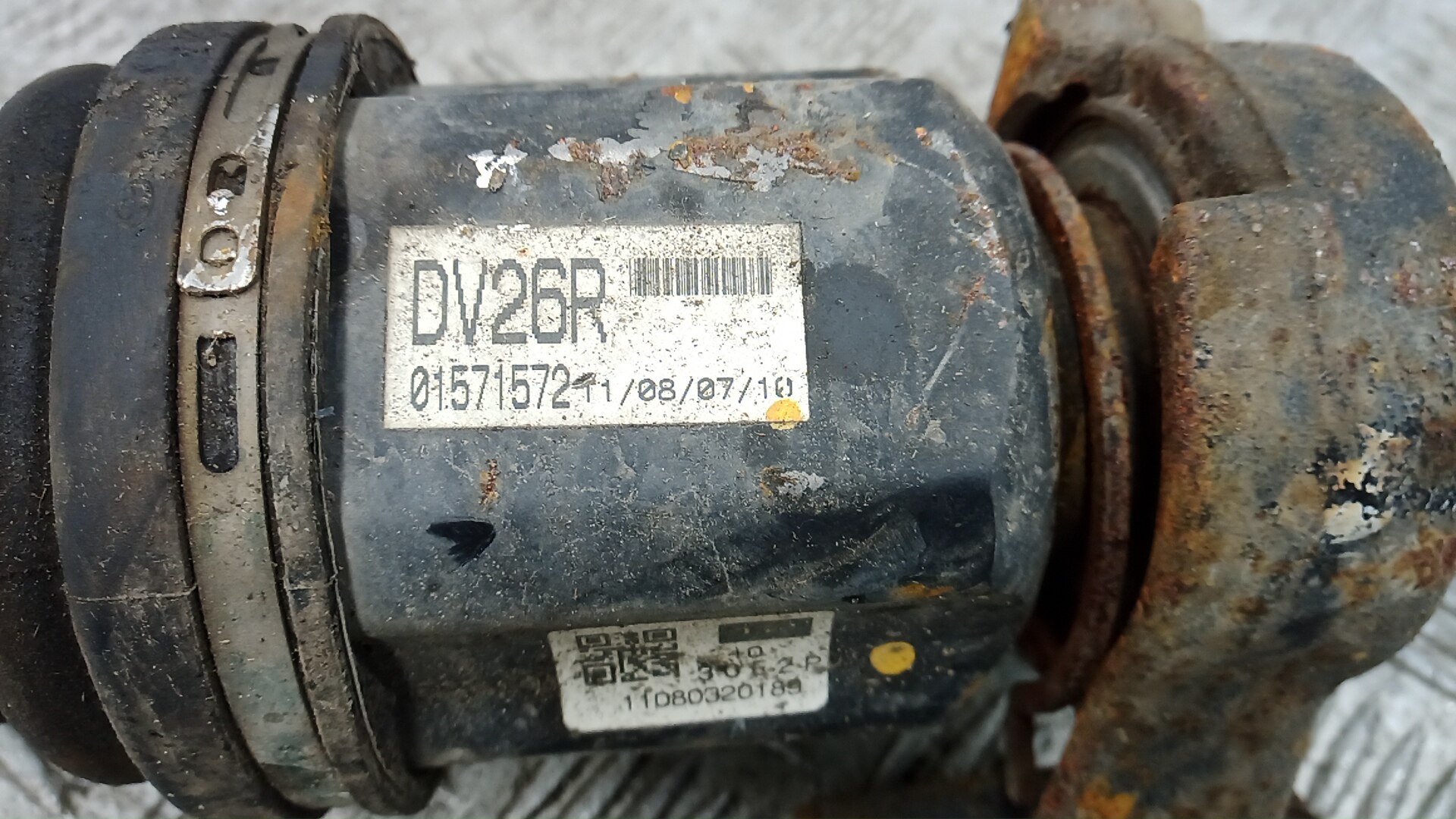 Полуось передняя правая