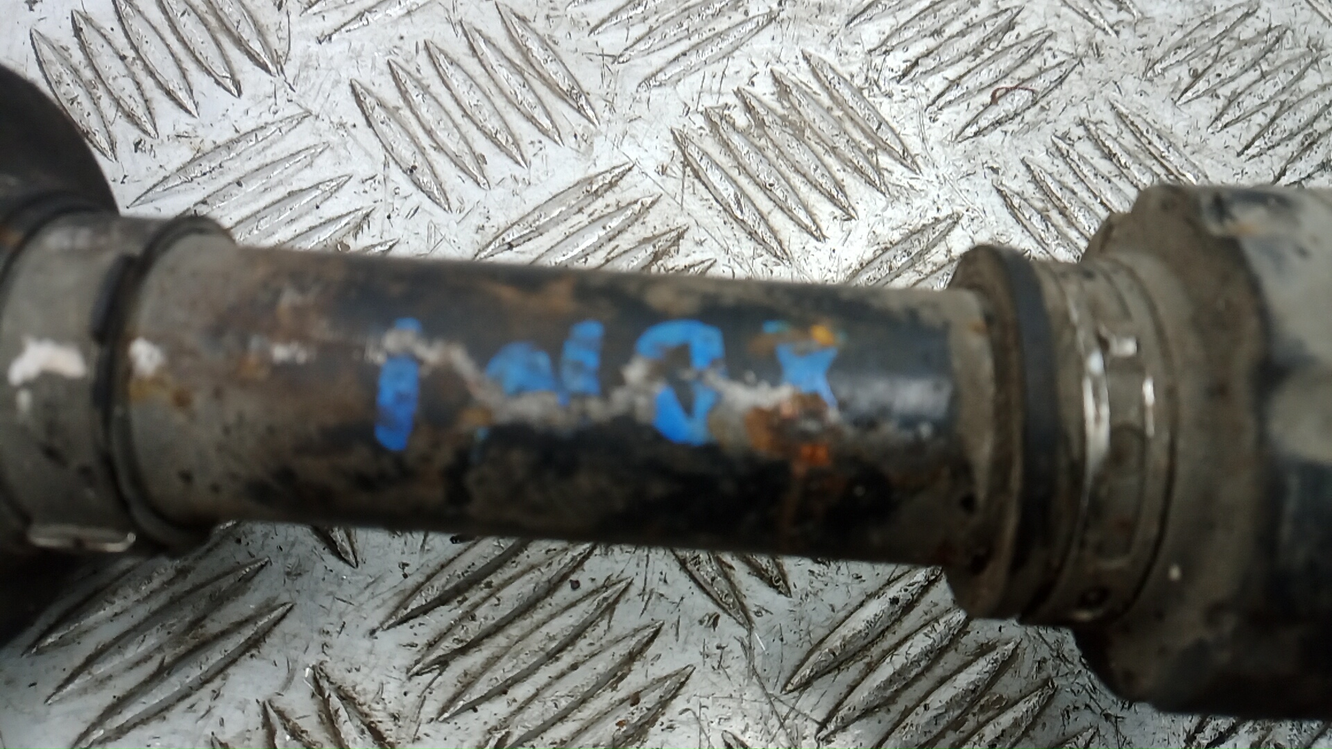 Полуось передняя правая