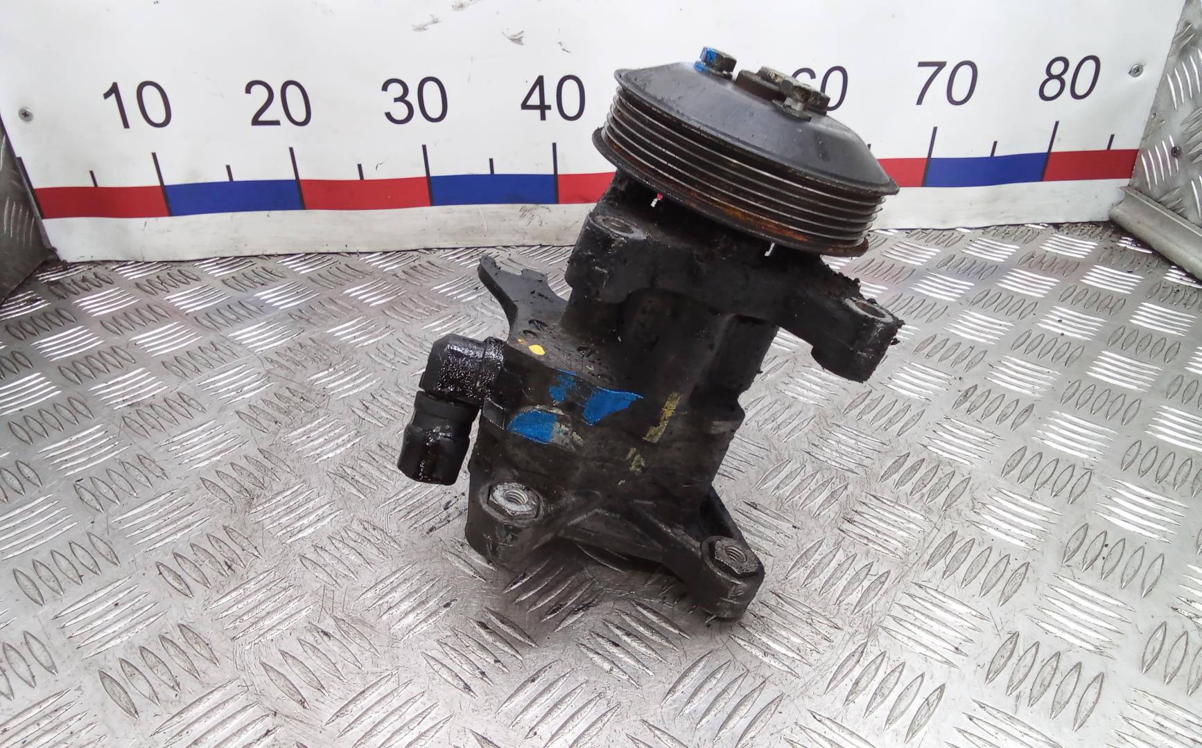 Насос ГУР (гидроусилитель руля)