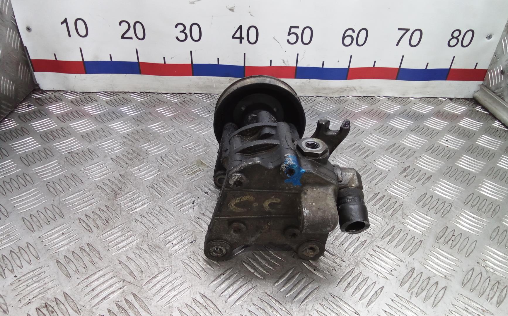 Насос ГУР (гидроусилитель руля)