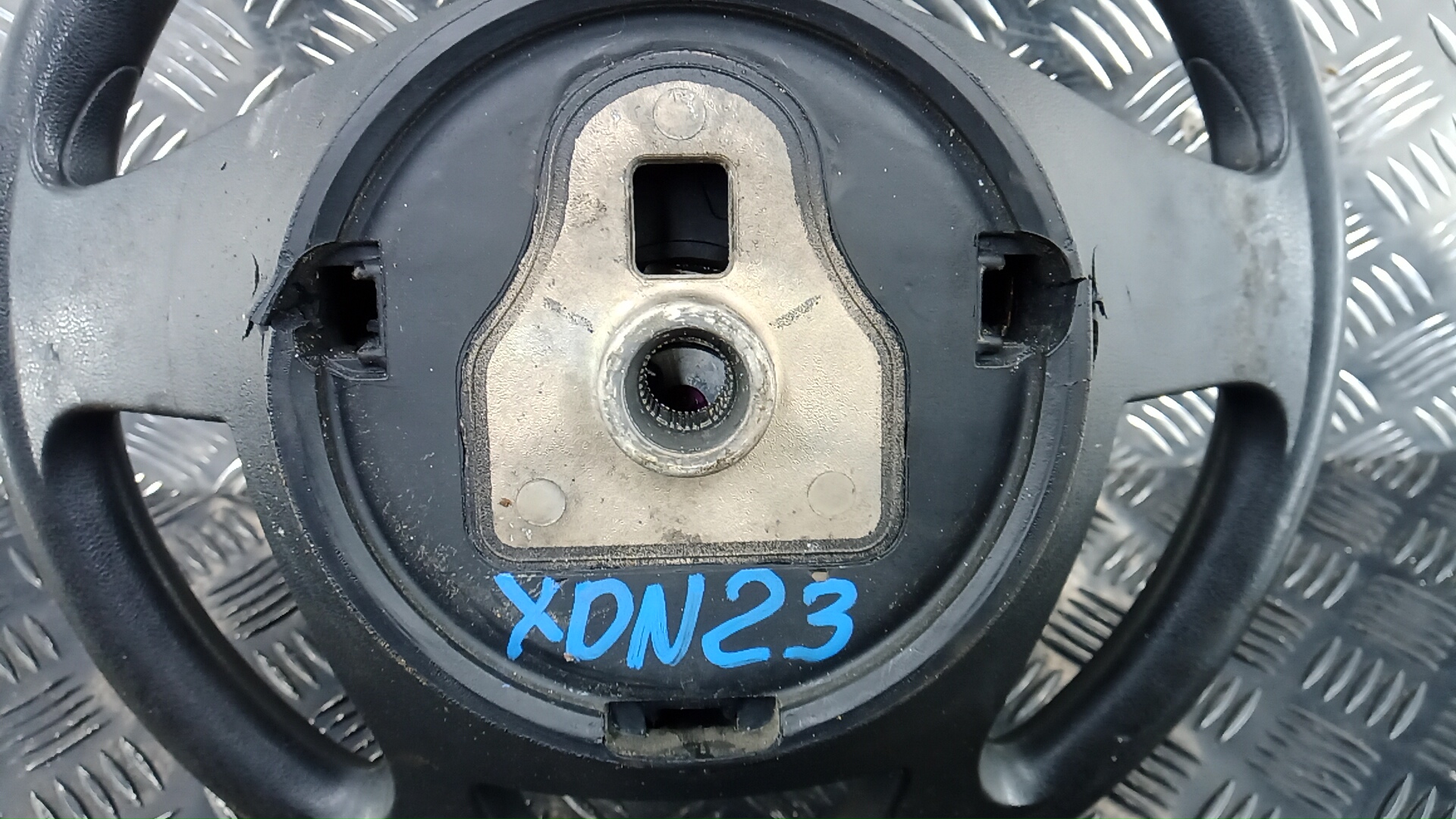 Рулевое колесо (руль)