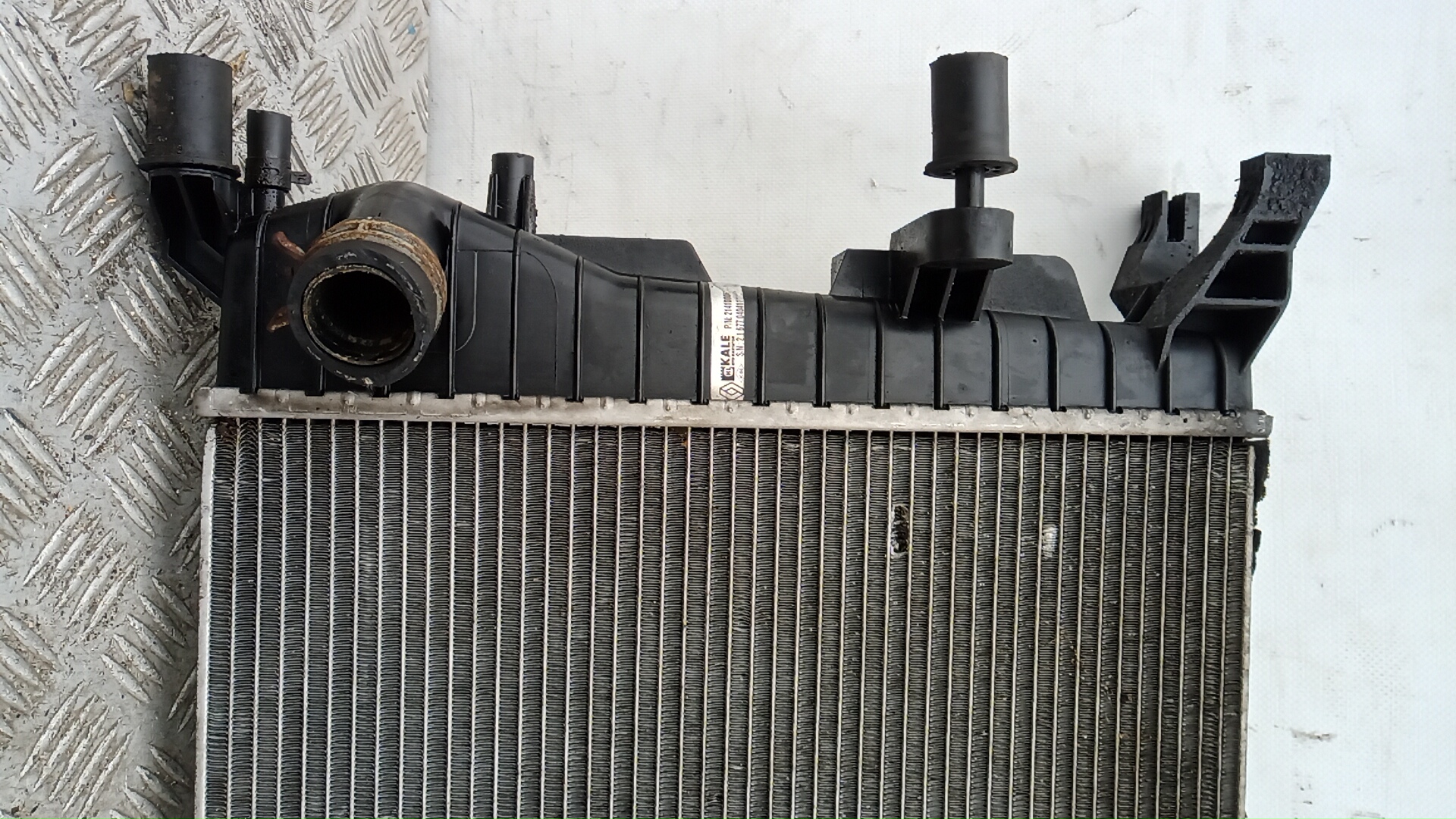 Радиатор охлаждения двигателя основной