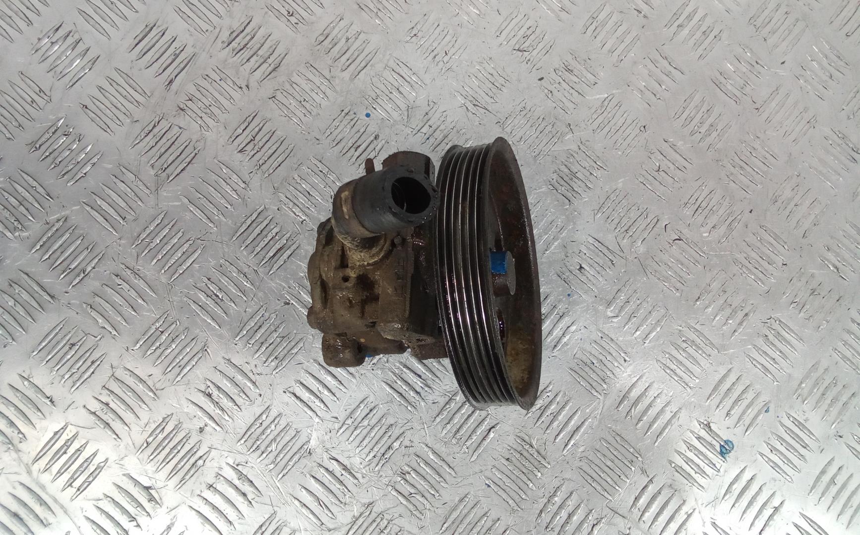 Насос ГУР (гидроусилитель руля)