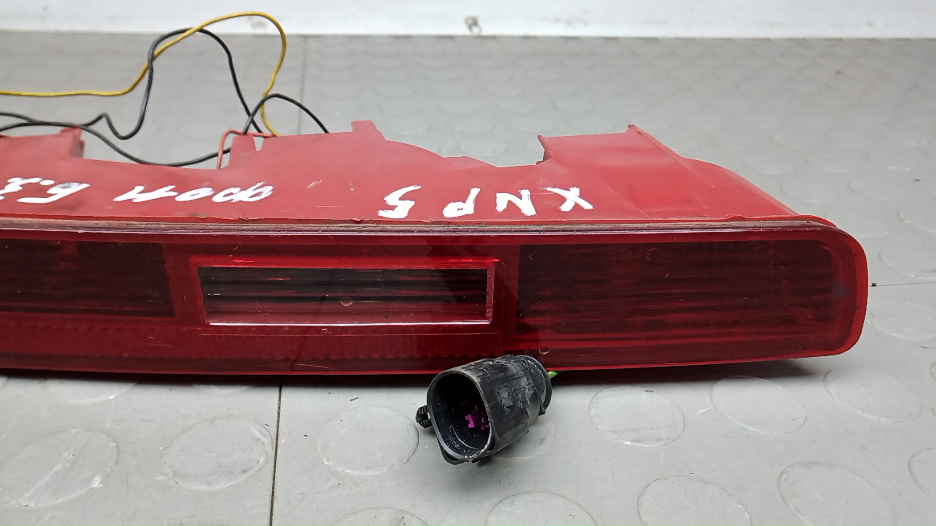 Фонарь задний в бампер левый