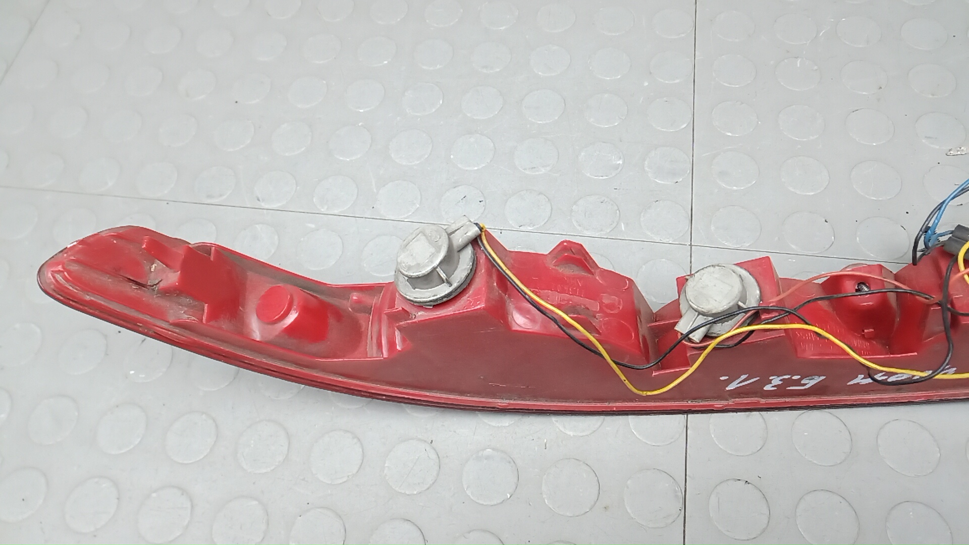 Фонарь задний в бампер левый