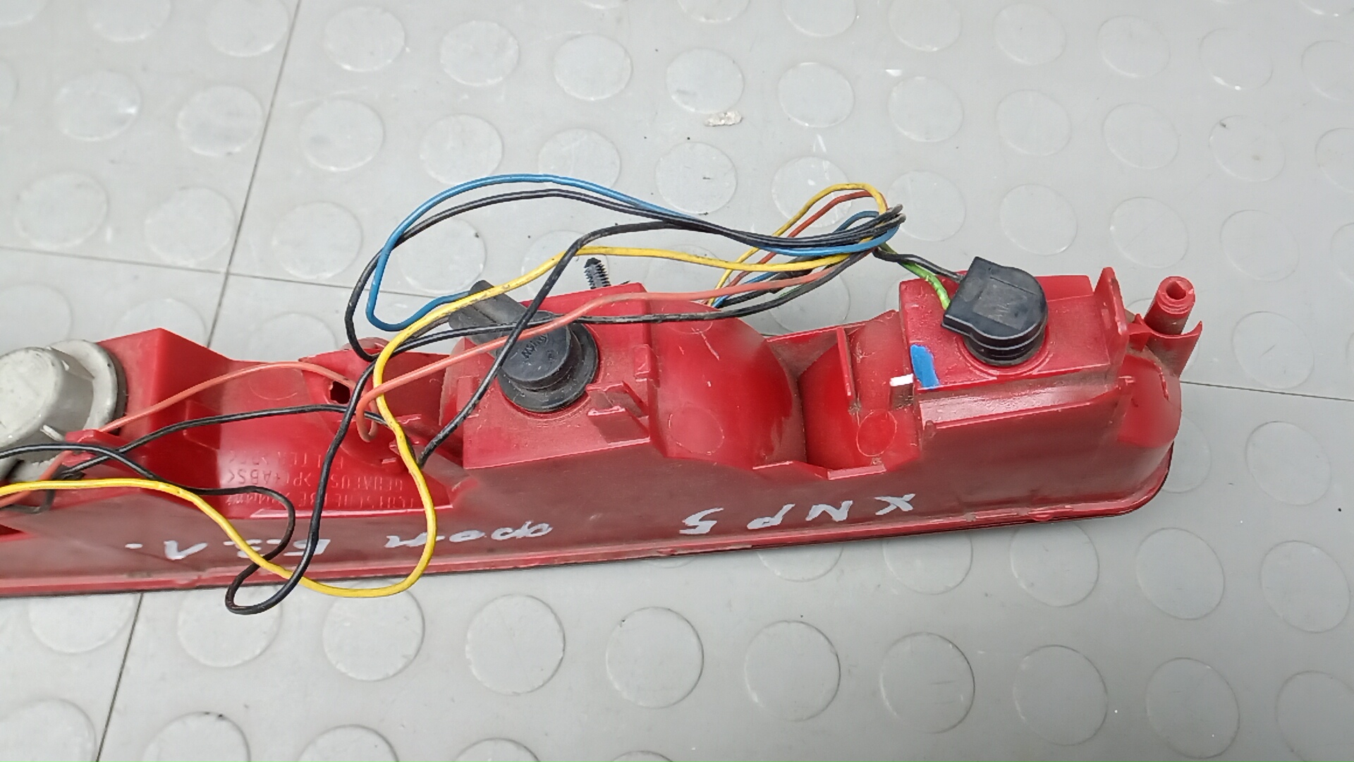 Фонарь задний в бампер левый