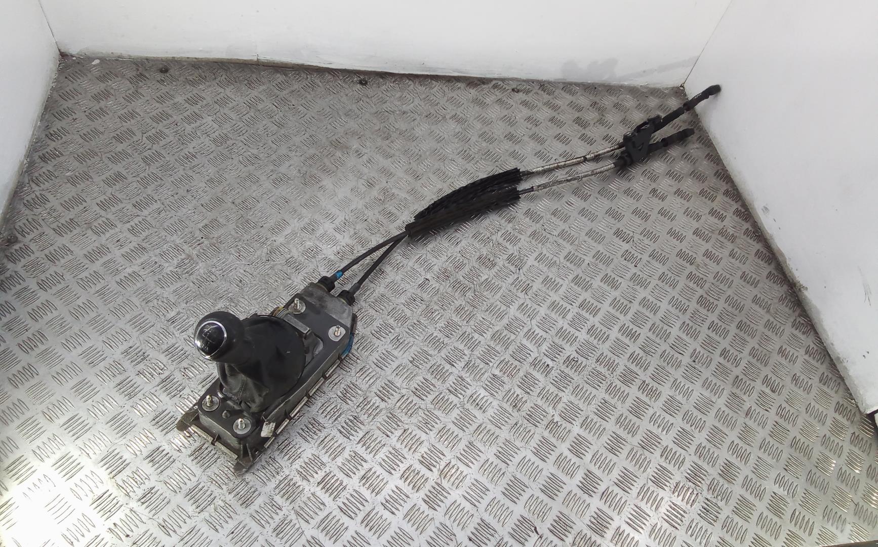 Кулиса МКПП / АКПП