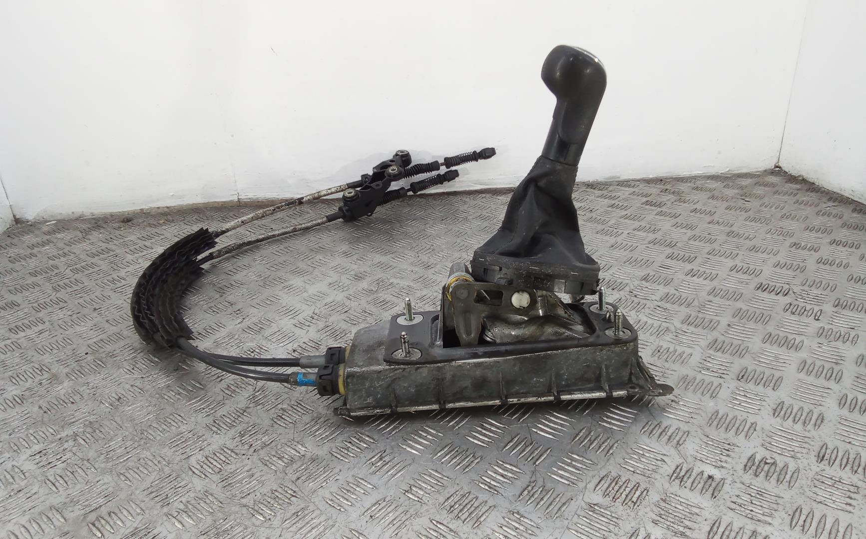 Кулиса МКПП / АКПП