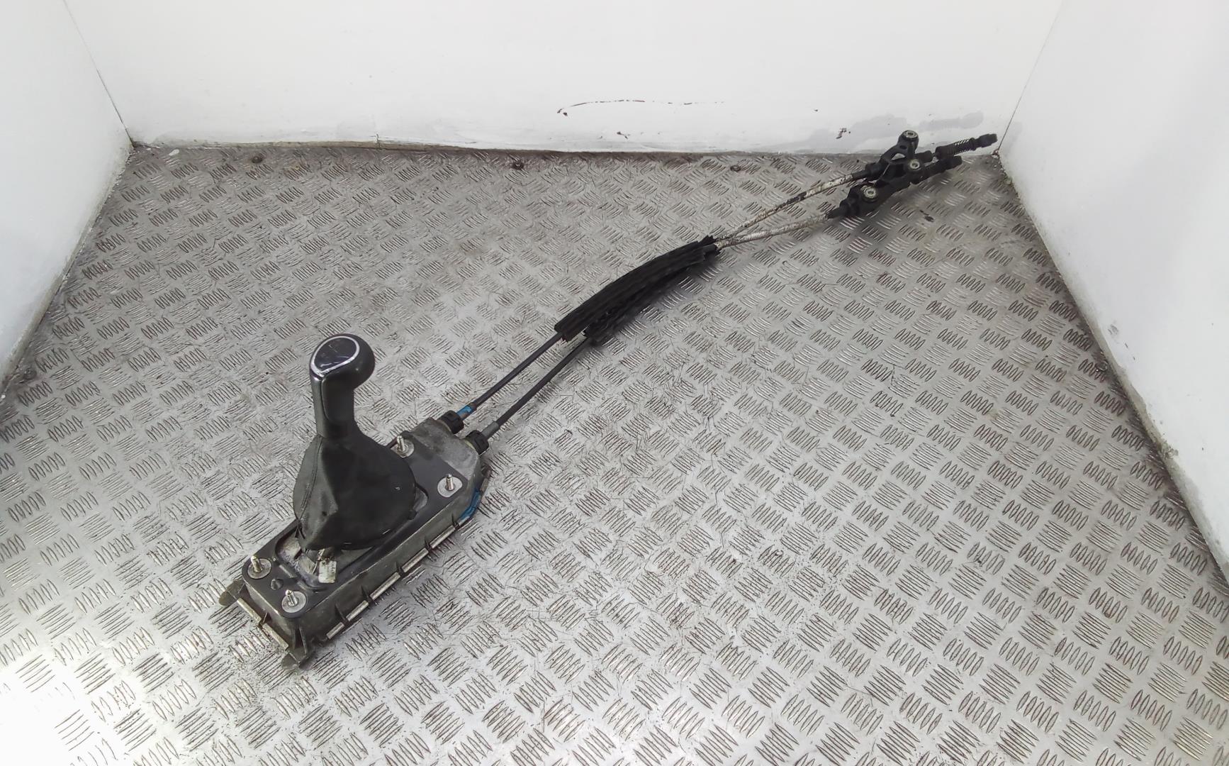 Кулиса МКПП / АКПП