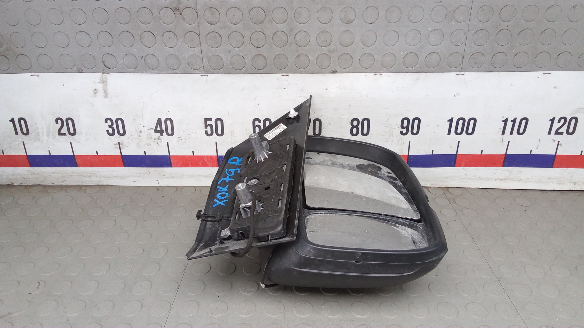 Зеркало правое электрическое
