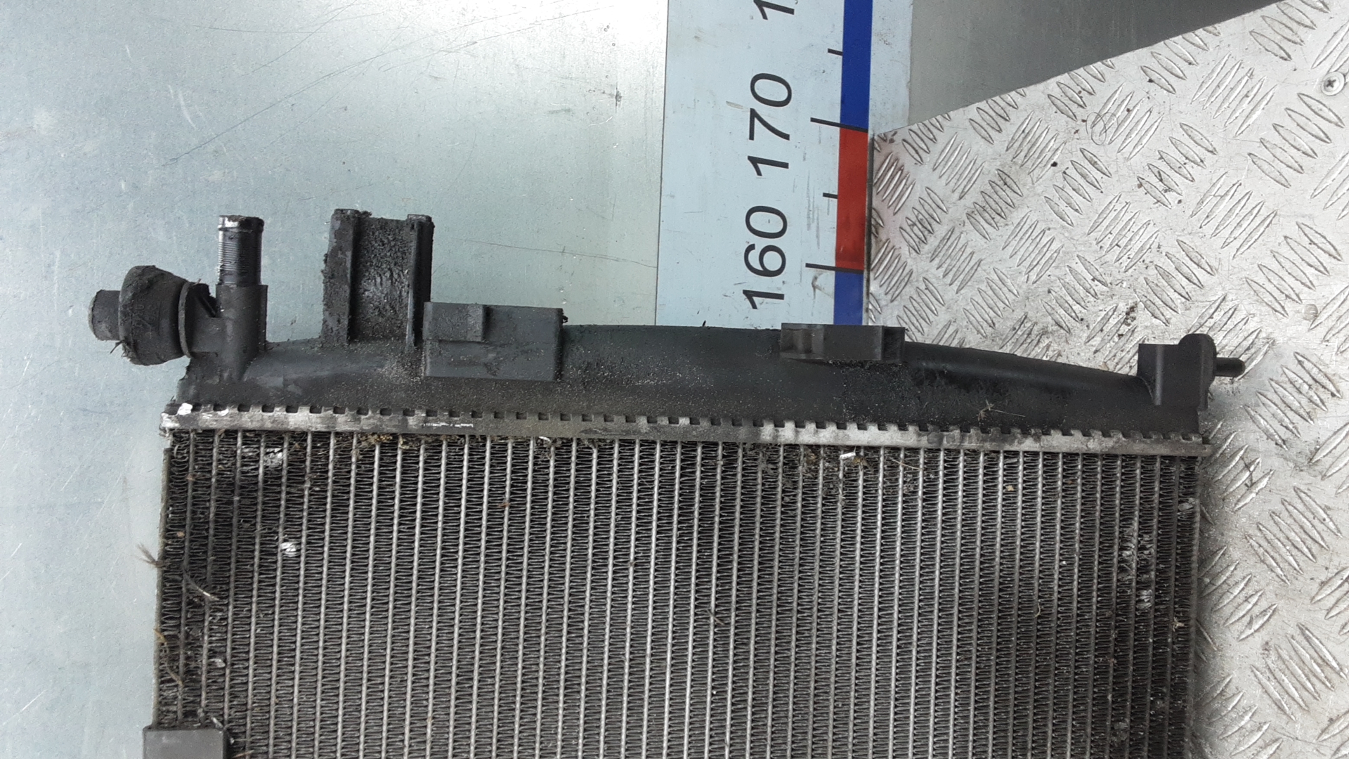 Радиатор охлаждения двигателя основной