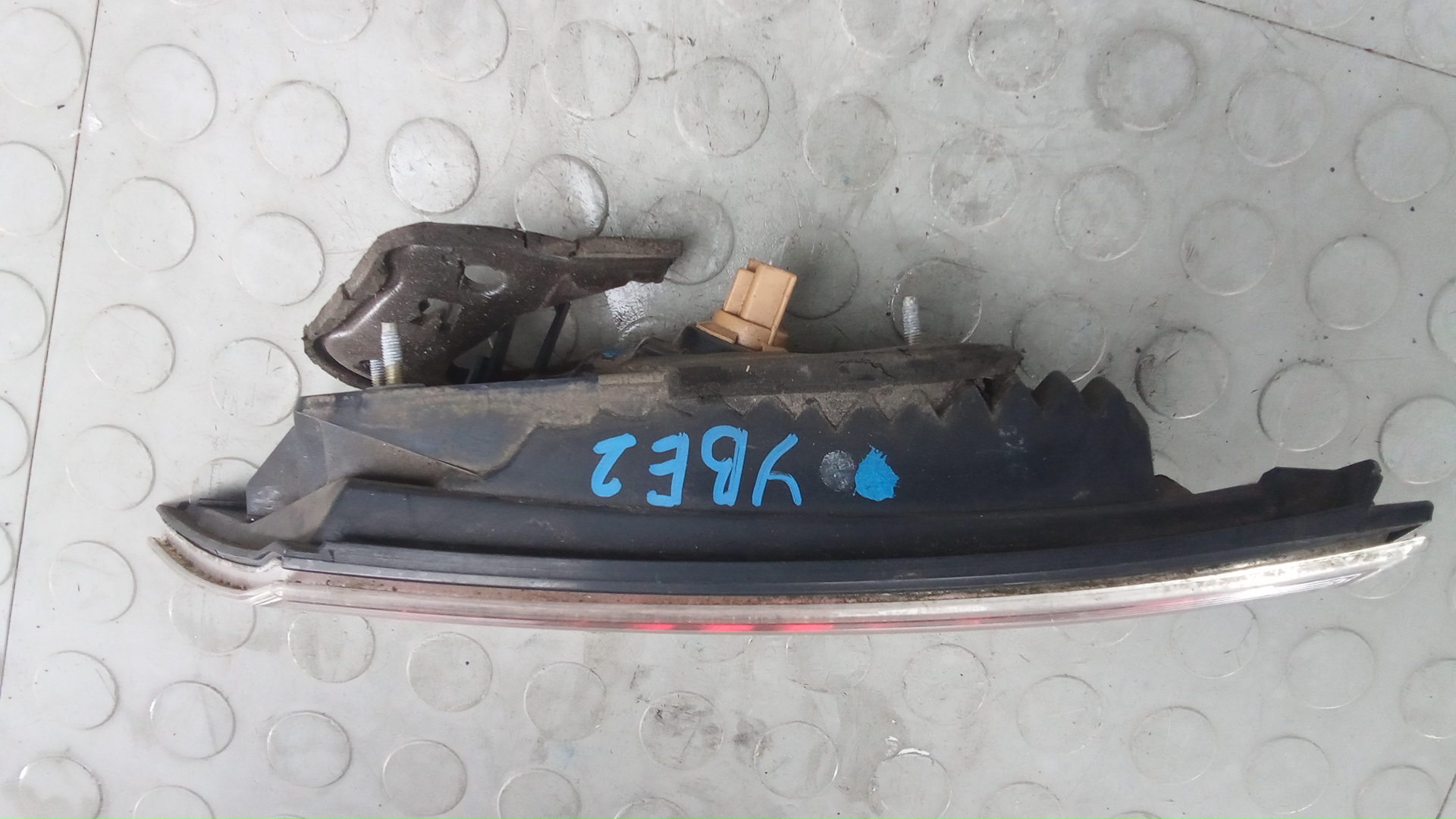 Фонарь задний внутренний правый