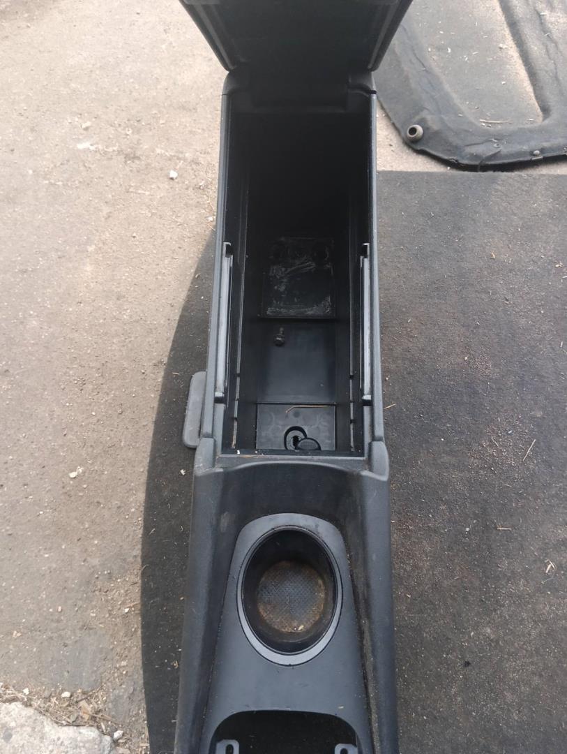 Подлокотник