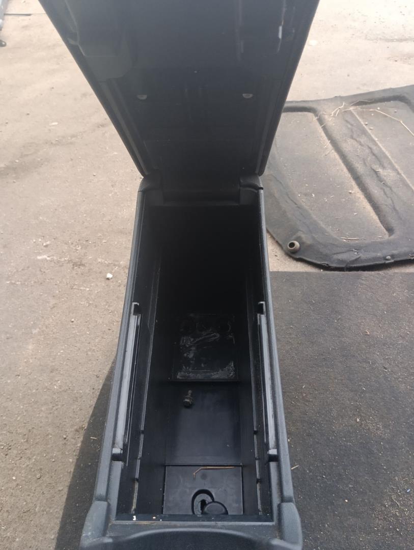 Подлокотник