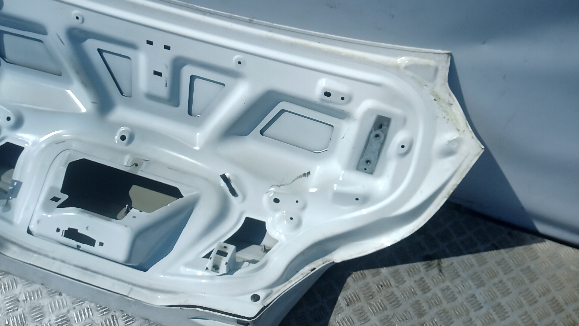 Крышка багажника