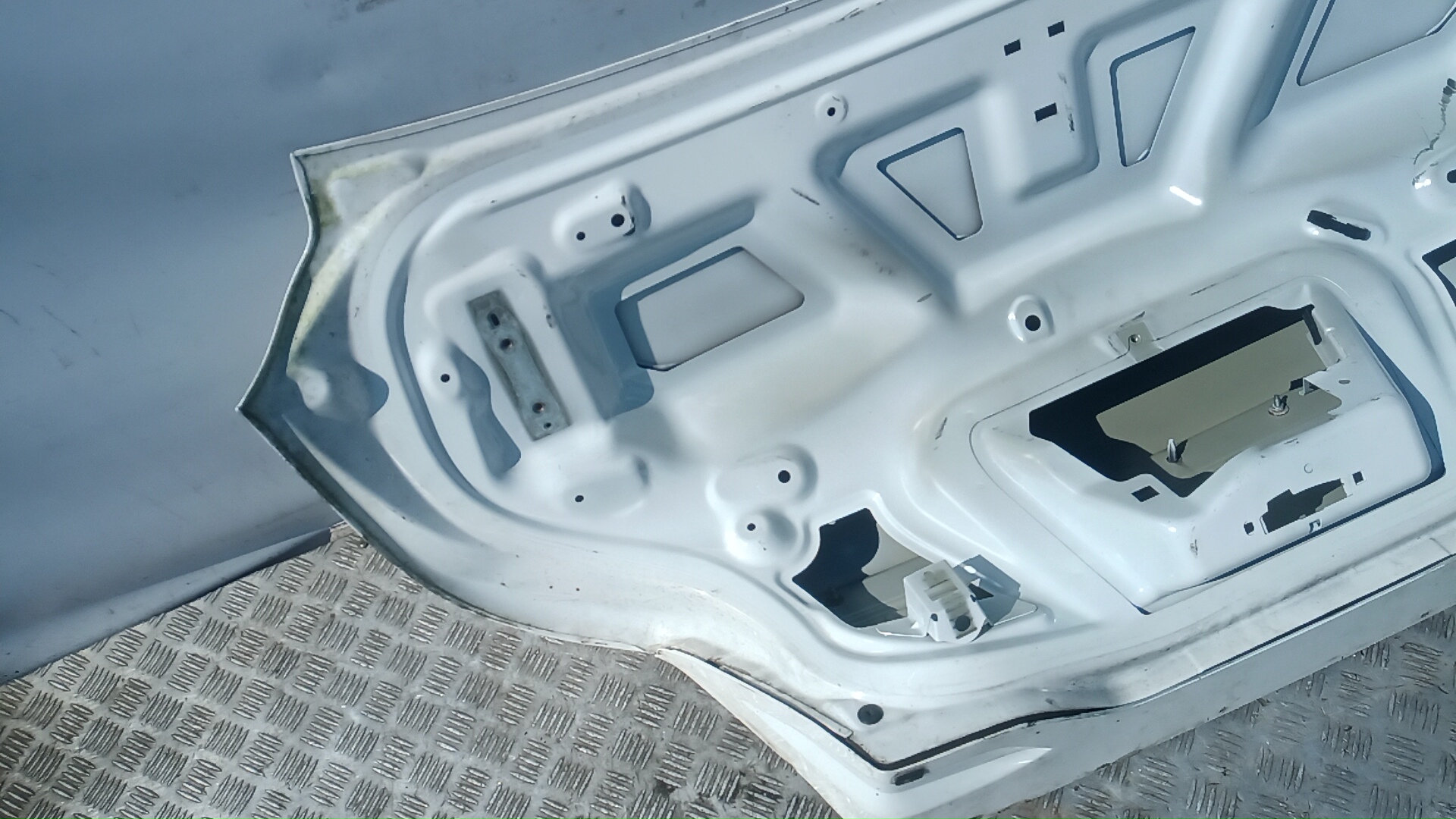 Крышка багажника