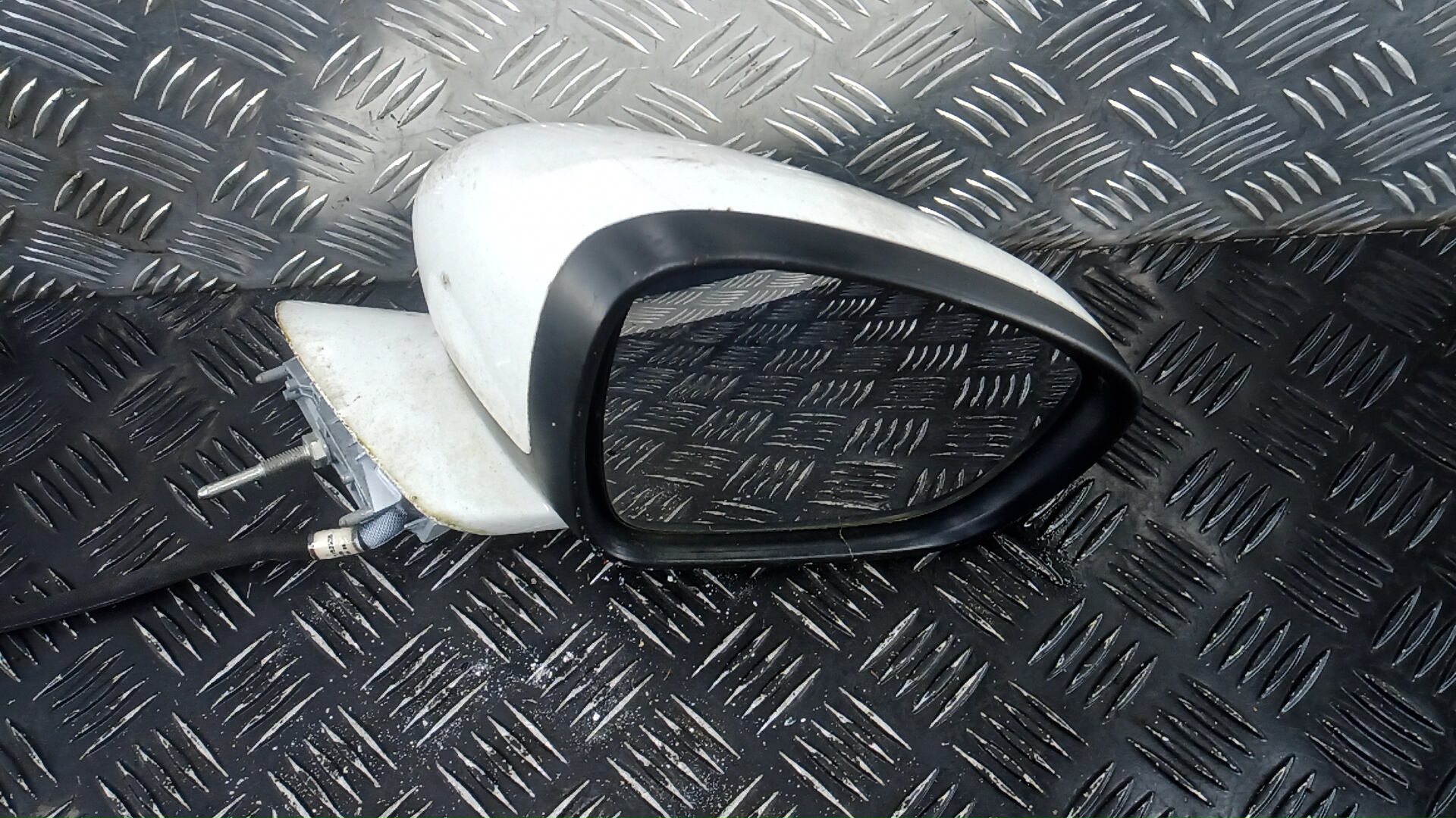 Зеркало правое электрическое